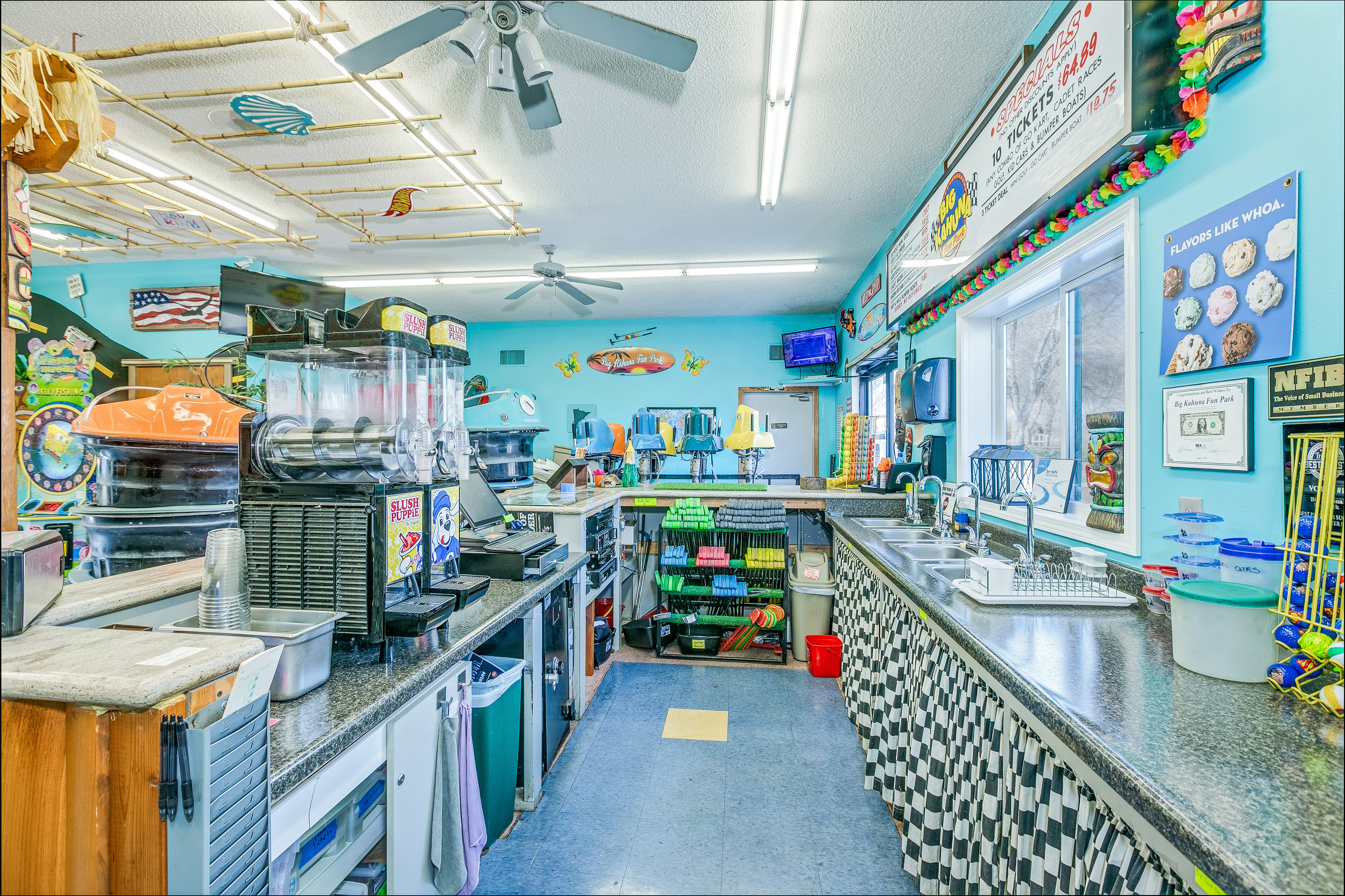 Big Kahuna Fun Park, 190 Progress Way, Spicer, MN 56288