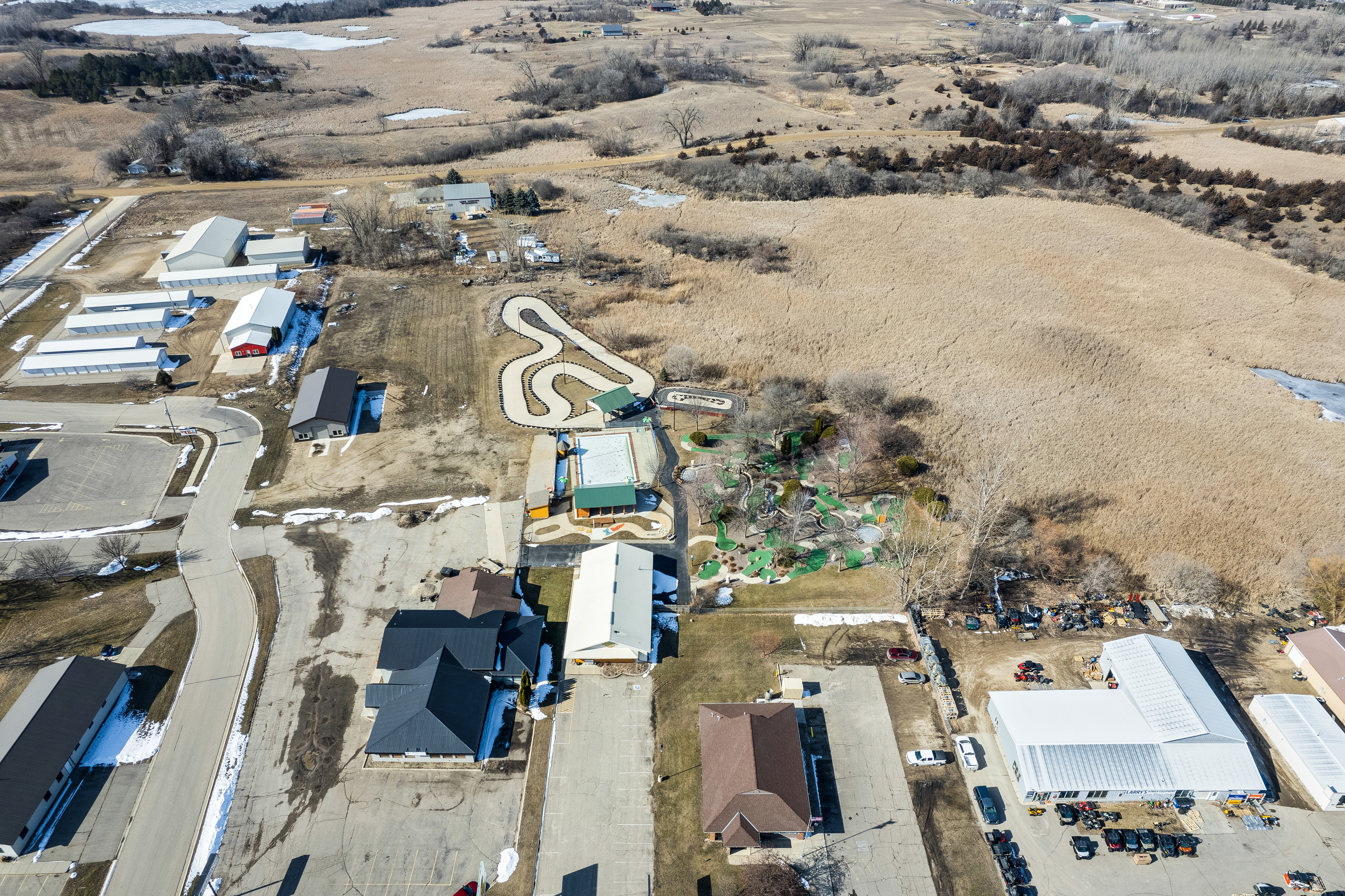 Big Kahuna Fun Park, 190 Progress Way, Spicer, MN 56288