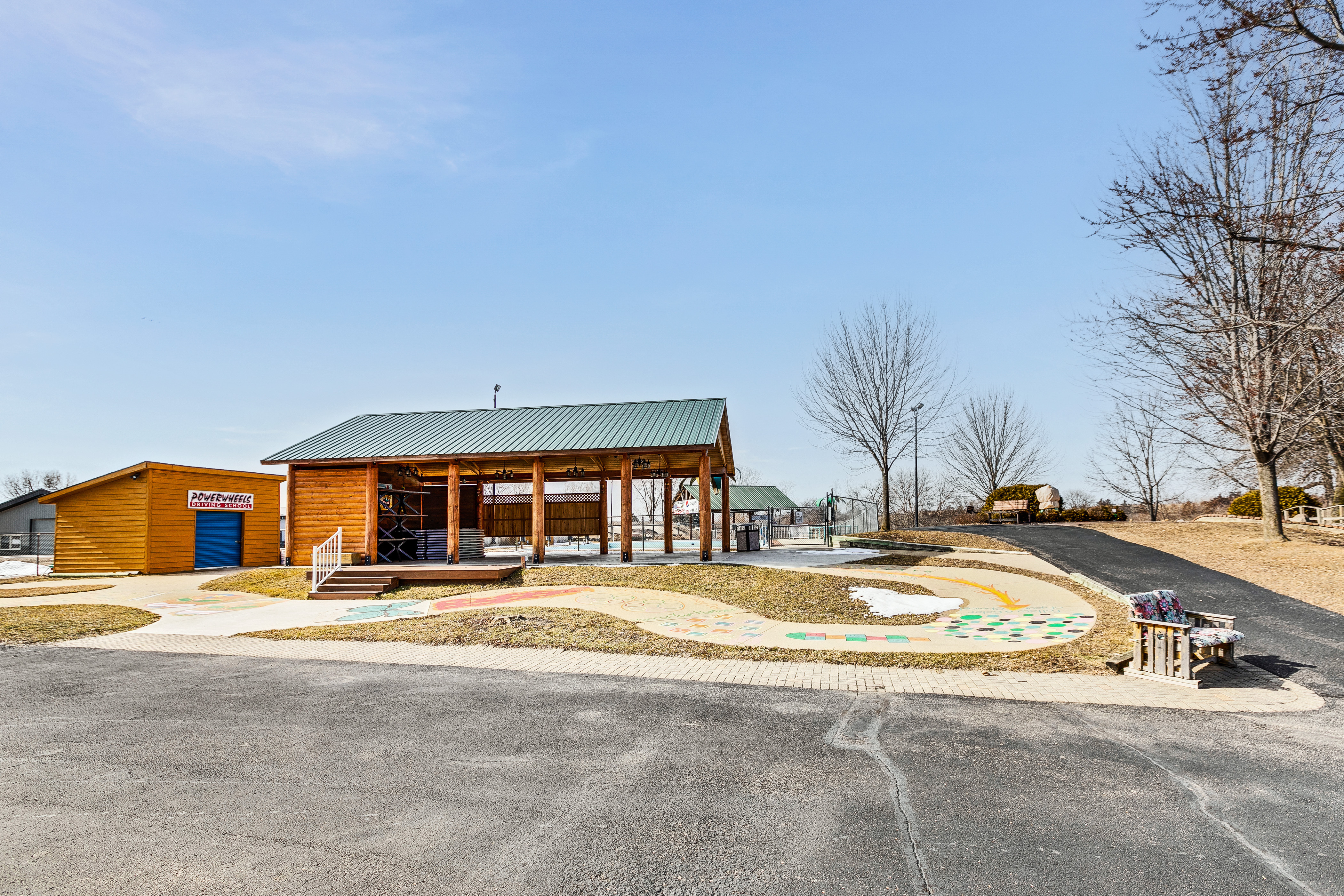 Big Kahuna Fun Park, 190 Progress Way, Spicer, MN 56288