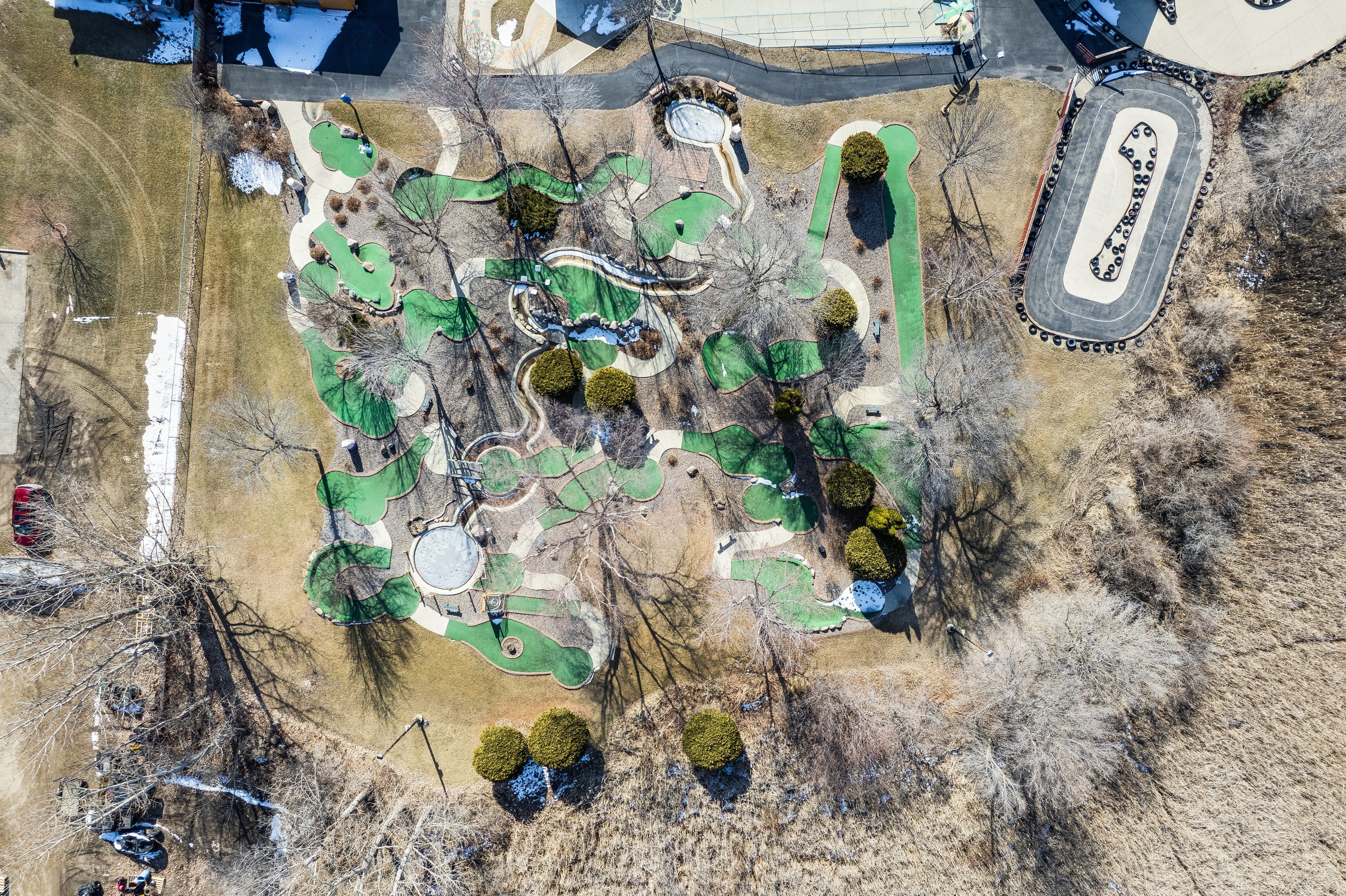 Big Kahuna Fun Park, 190 Progress Way, Spicer, MN 56288