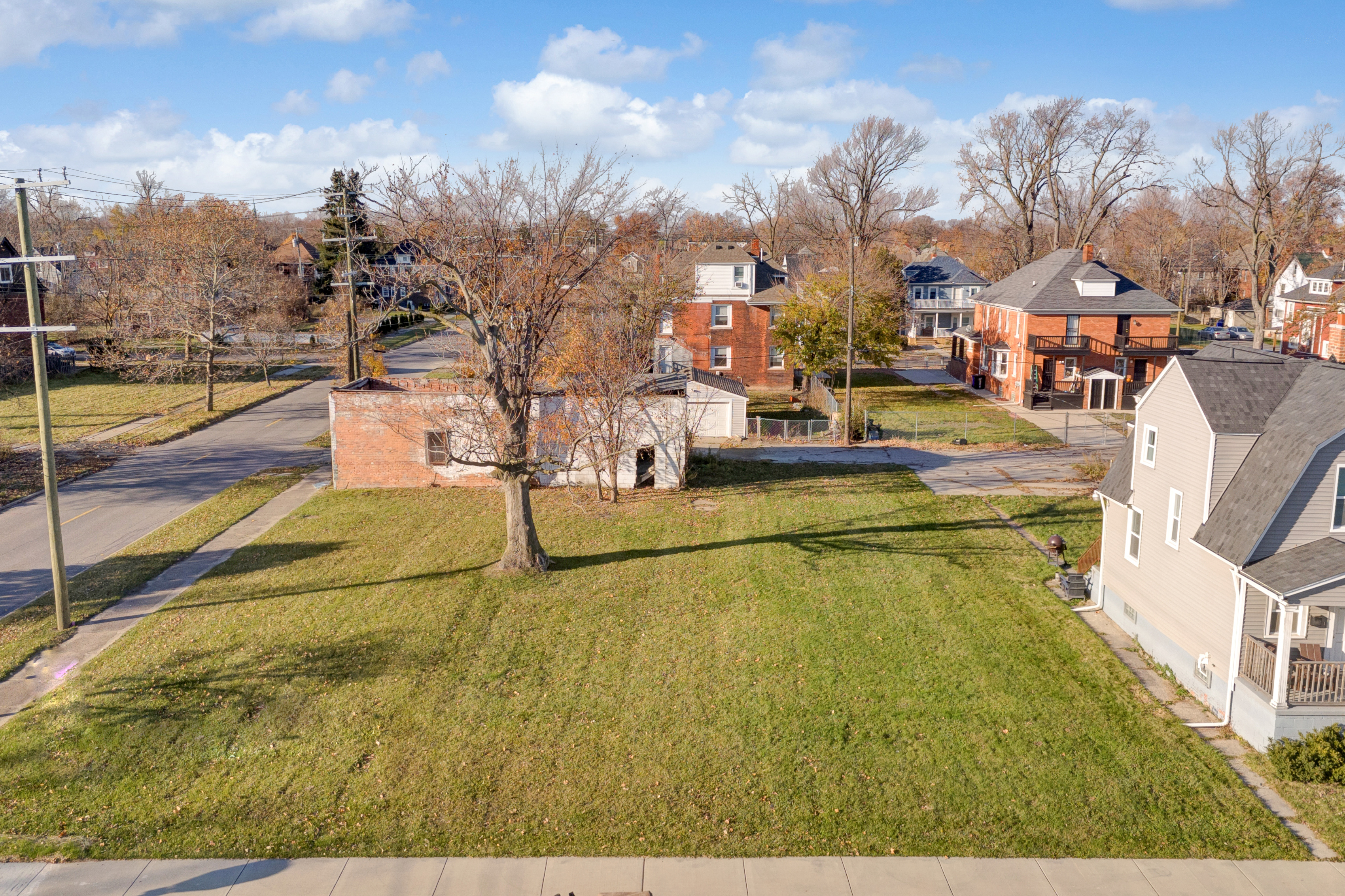 Euclid Corners, 509 E Euclid, Detroit, MI 48202