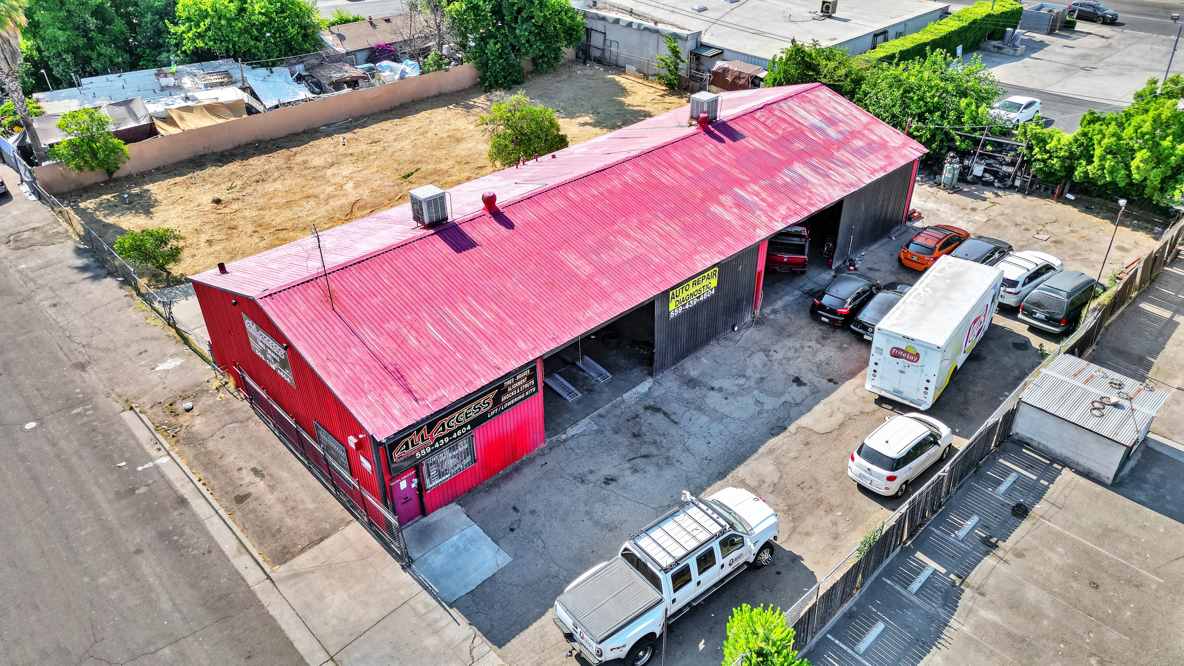 27 E Birch, Fresno, CA 93650