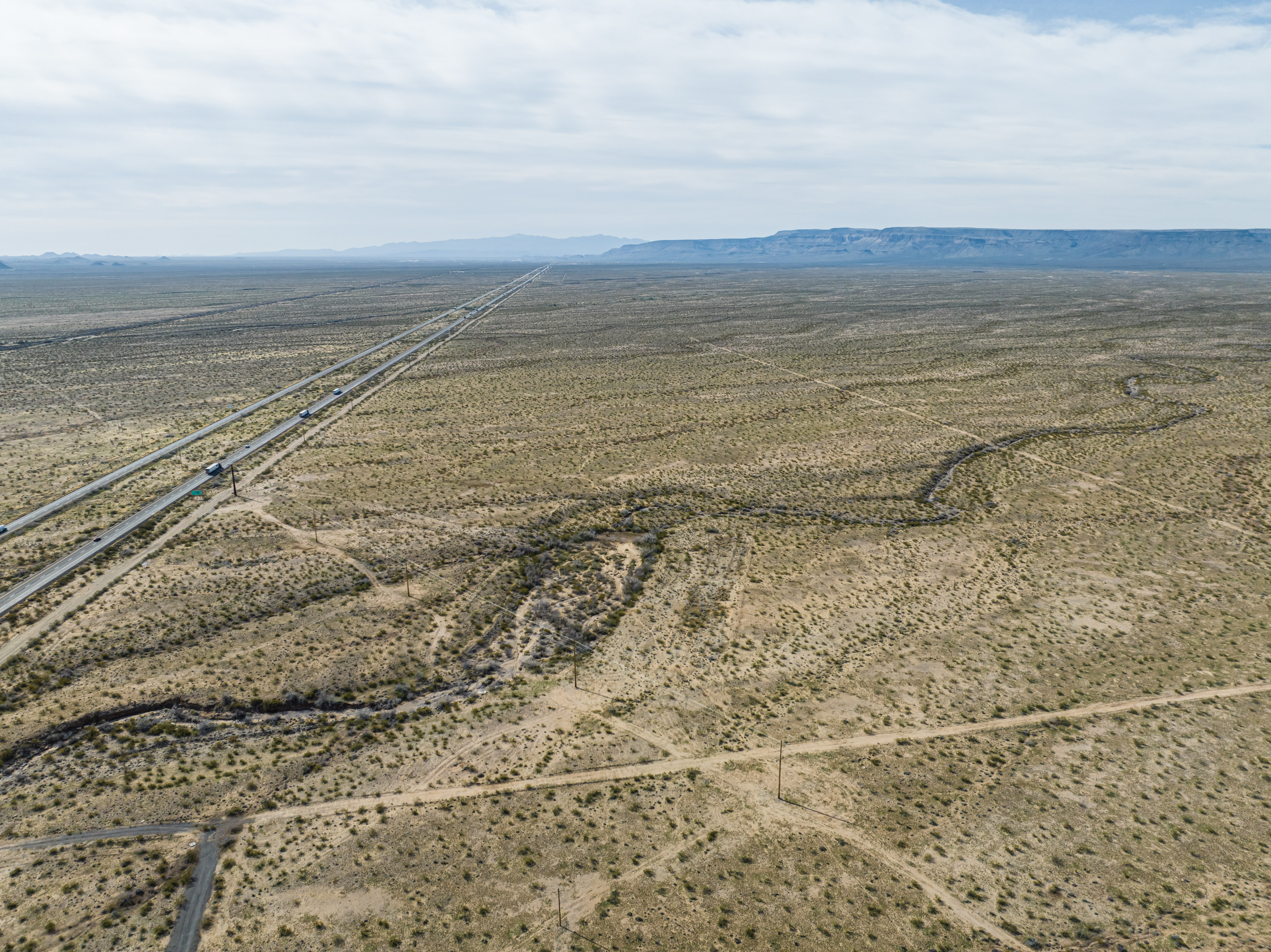 Lady Linda's parcels, 000 S. I-40 Frontage Rd., Golden Valley, AZ 86413