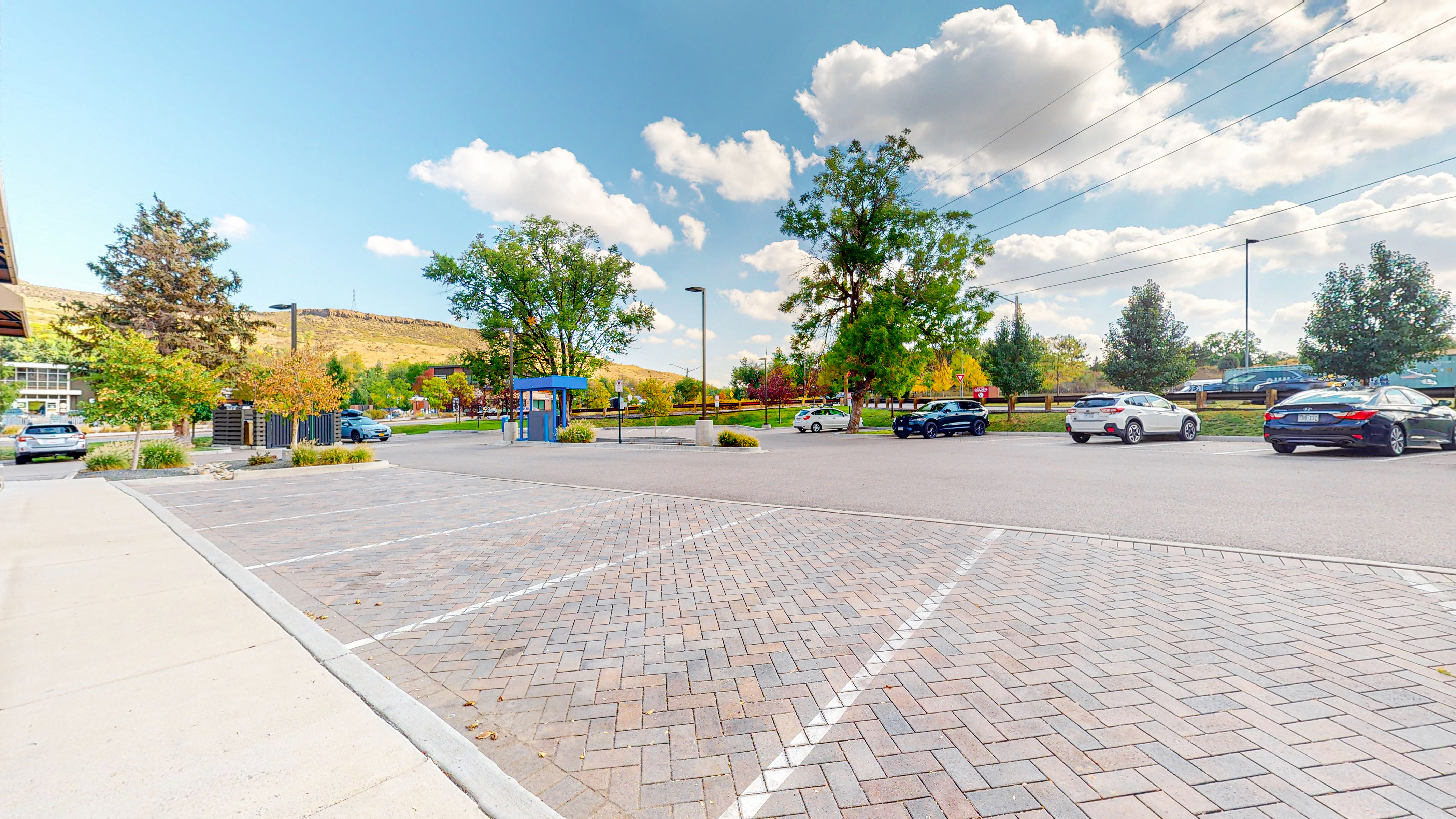 Golden Fossil Point Unit #104, 615 24th St #104, GOLDEN, CO 80401