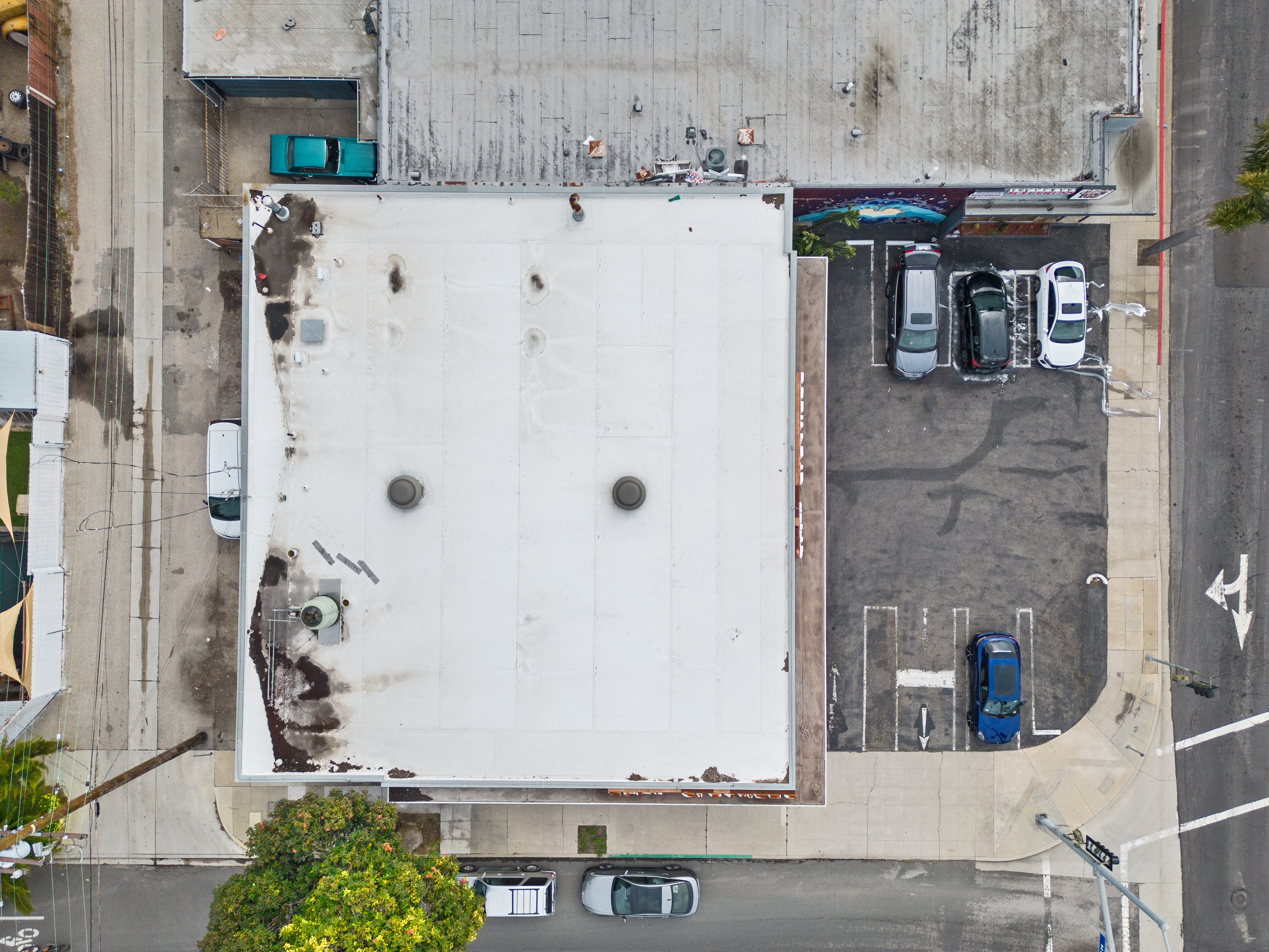 Main street and Seaward, 2307 E Main St, Ventura, CA 93003