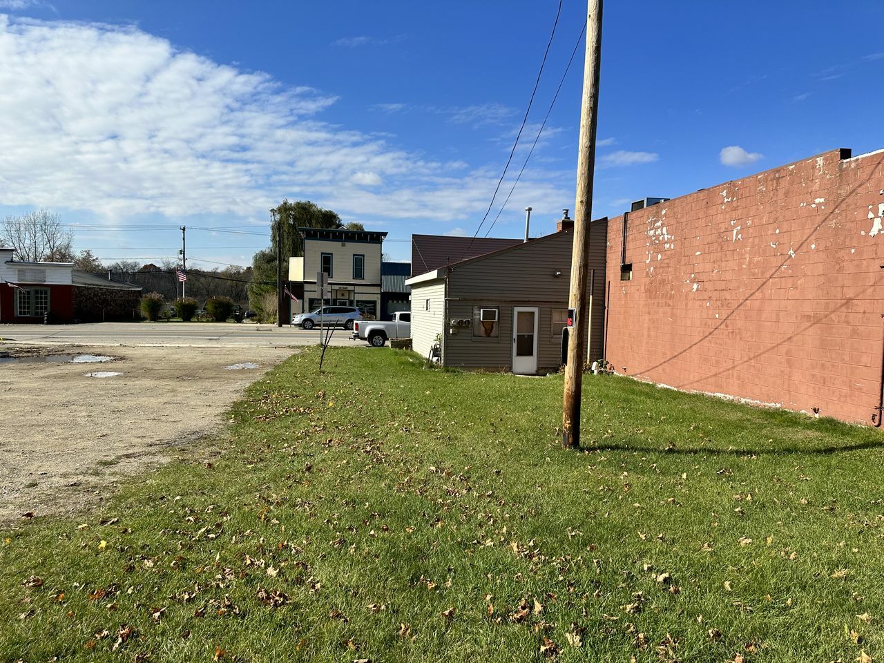 141 Main St, 141 Main St, Gregory, MI 48137