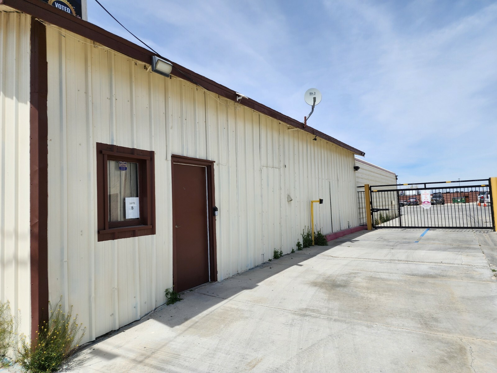 Avenue I heavy Industrial . Retail, 307 W Avenue I, Lancaster, CA 93534-1605, Ca, CA 93534-1605