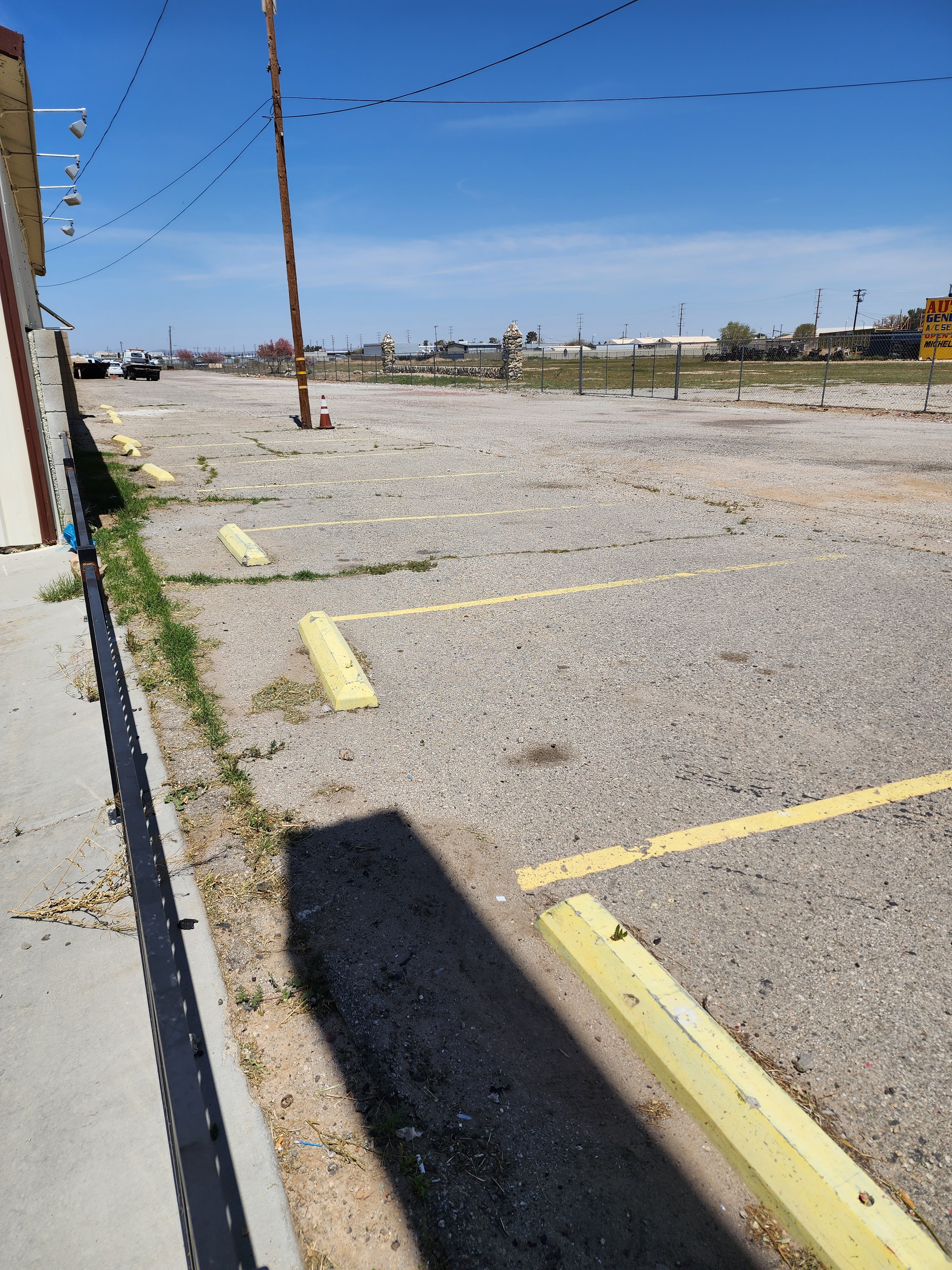 Avenue I heavy Industrial . Retail, 307 W Avenue I, Lancaster, CA 93534-1605, Ca, CA 93534-1605