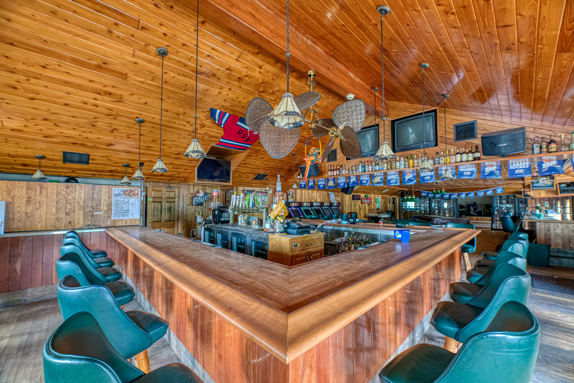 4412 E Wall St, 4412 E Wall St, Eagle River, WI 54521