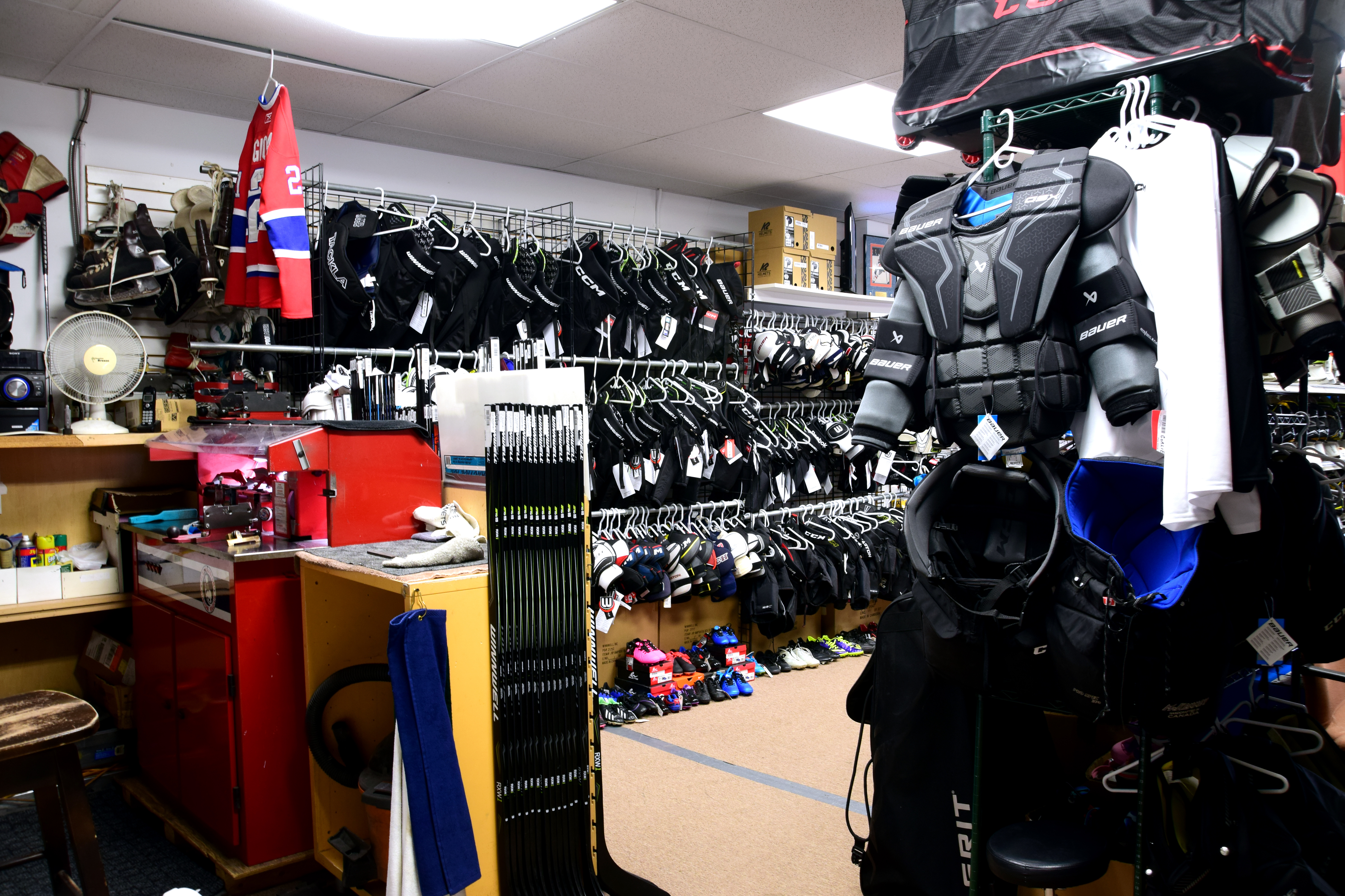 933 Lansdowne Street, Peterborough, ON K9J 1Z5, Canada