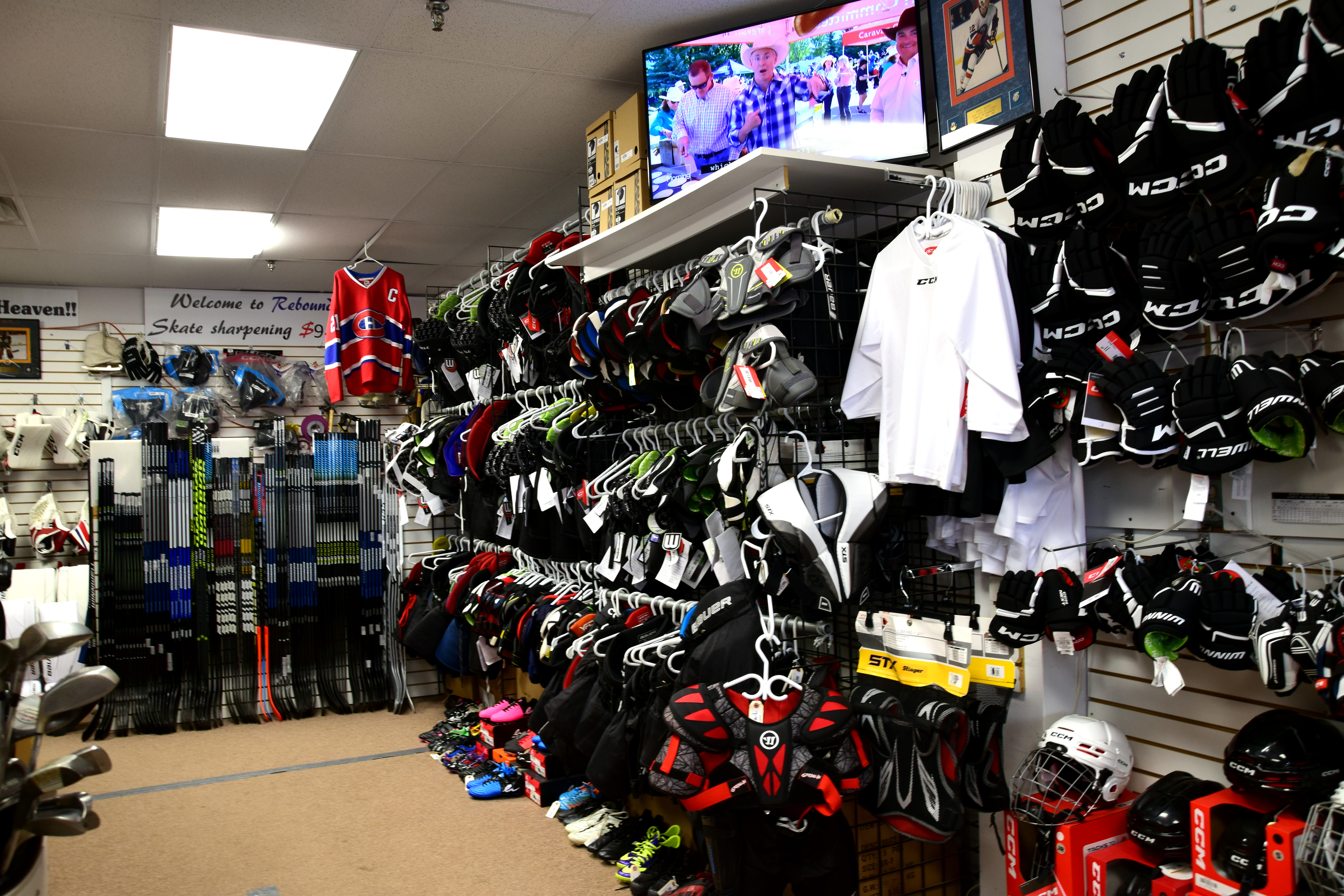 933 Lansdowne Street, Peterborough, ON K9J 1Z5, Canada