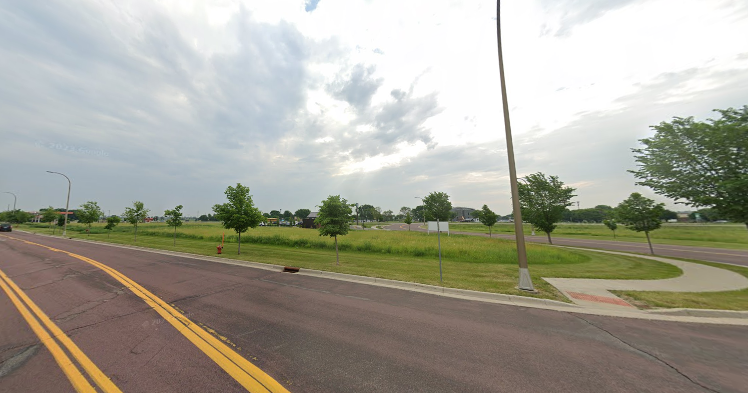 1841 Premier Dr, Mankato, MN 56001