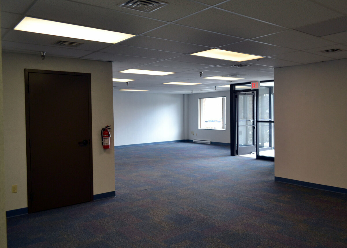 Holiday Office Park, 6545 Mercantile Drive, Lansing, MI 48911