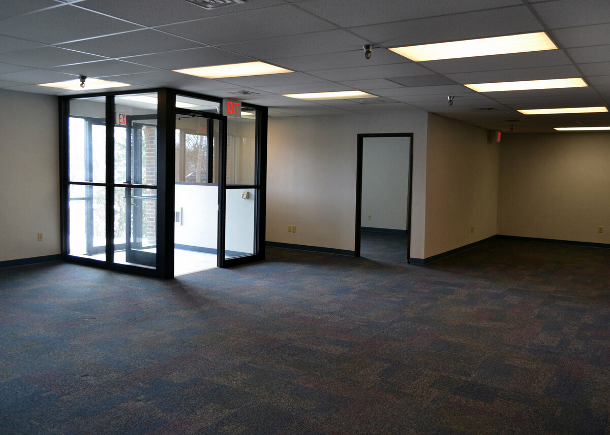 Holiday Office Park, 6545 Mercantile Drive, Lansing, MI 48911