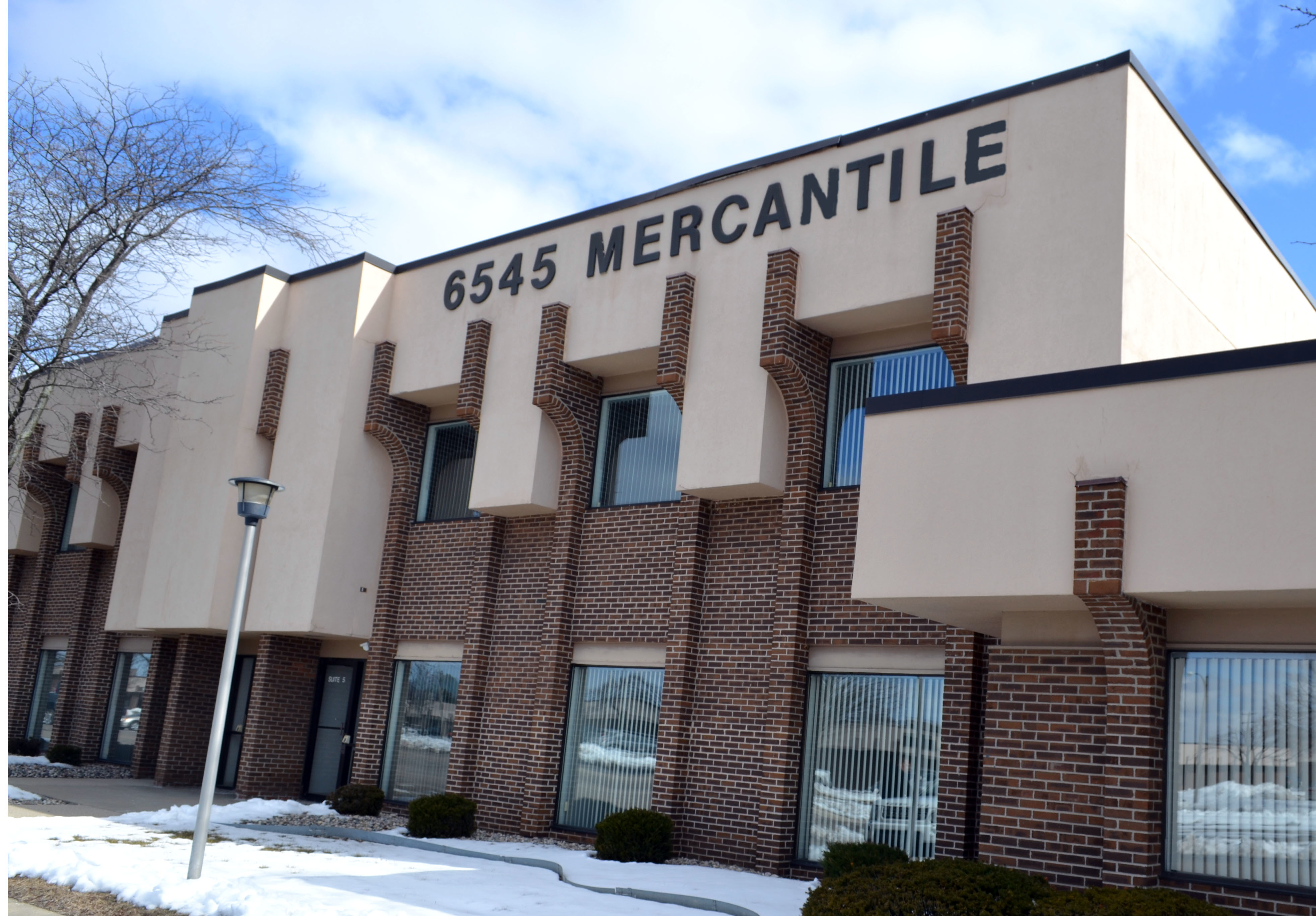 Holiday Office Park, 6545 Mercantile Drive, Lansing, MI 48911