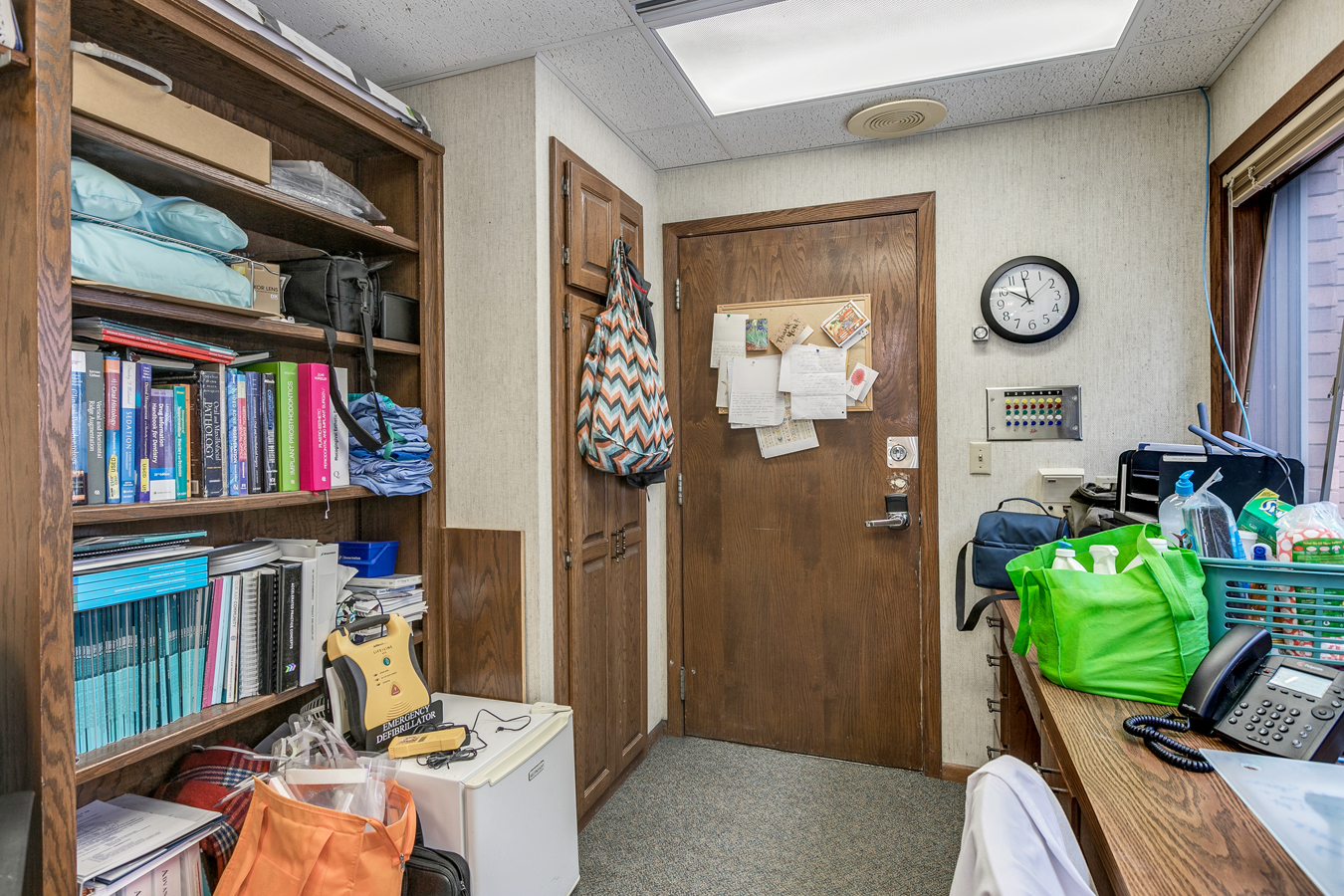 White Bear Professional Building, 2480 White Bear Ave N, Maplewood, MN 55109