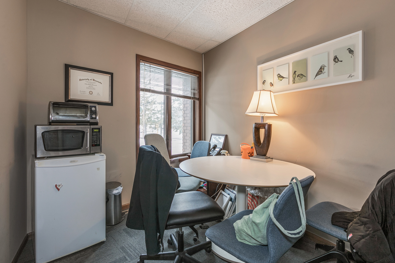 White Bear Professional Building, 2480 White Bear Ave N, Maplewood, MN 55109