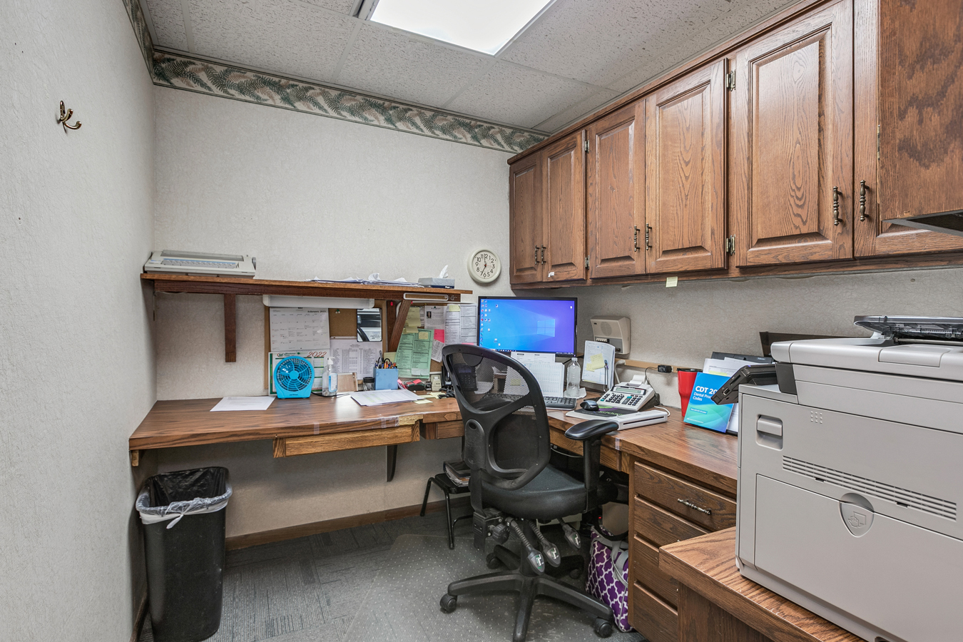 White Bear Professional Building, 2480 White Bear Ave N, Maplewood, MN 55109