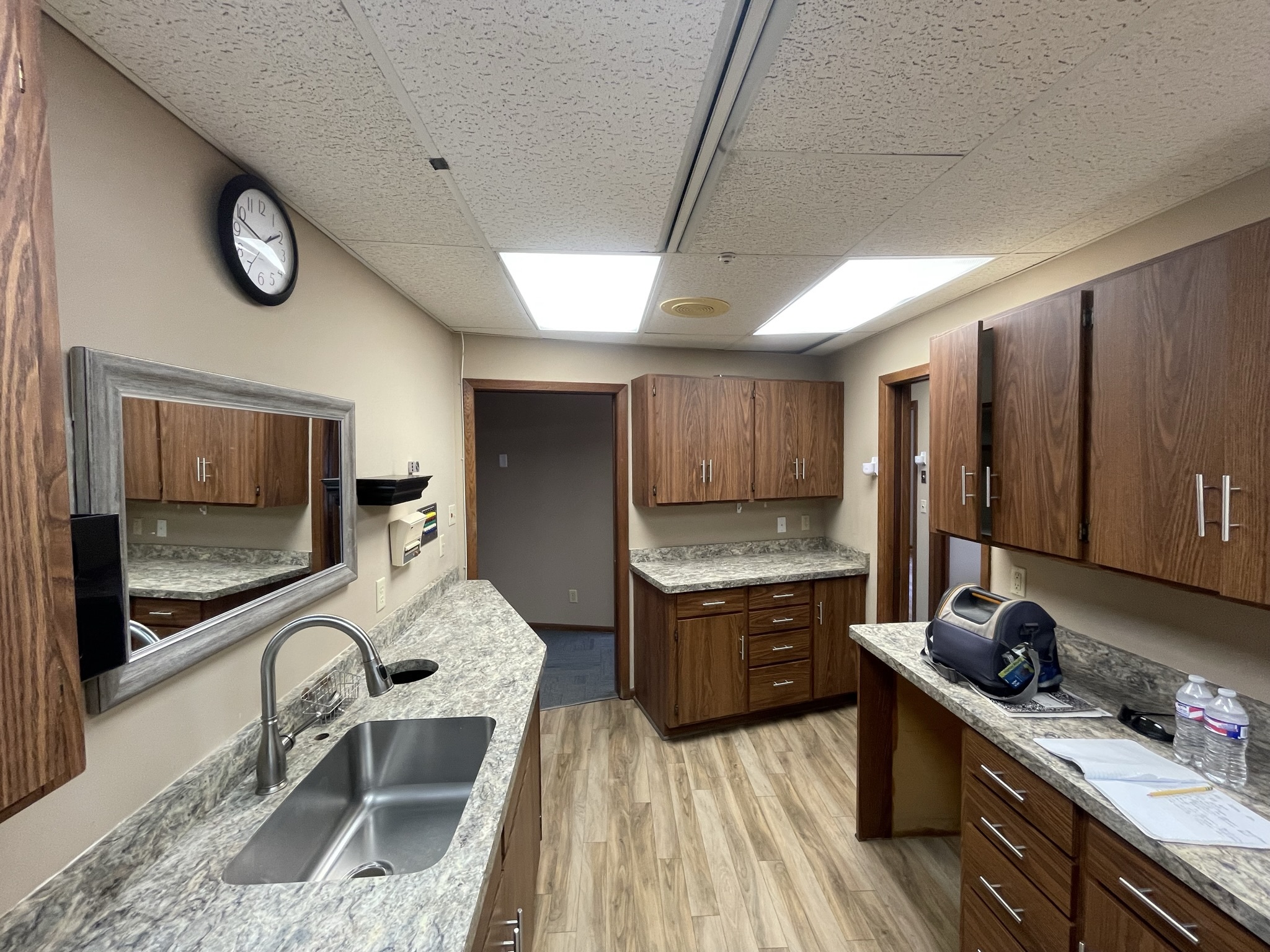 2480 White Bear Ave N, Maplewood, MN 55109