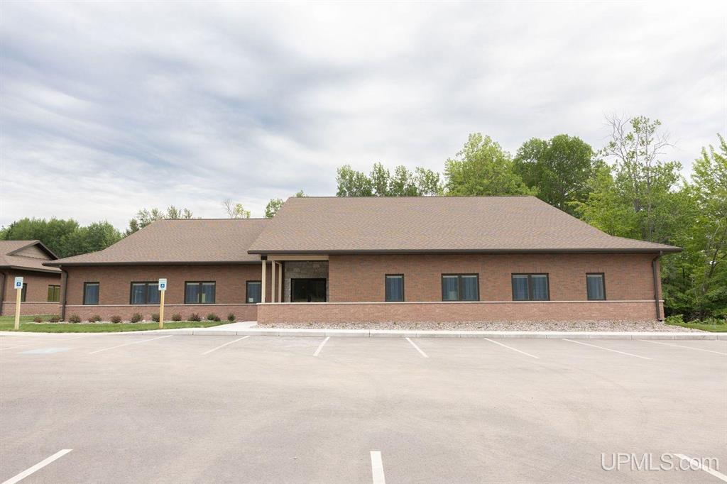 1665 Commerce Drive, 1665 Commerce Drive, Marquette, MI 49855