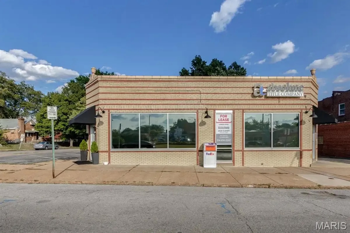 4704 Hampton Avenue, St. Louis, MO 63109