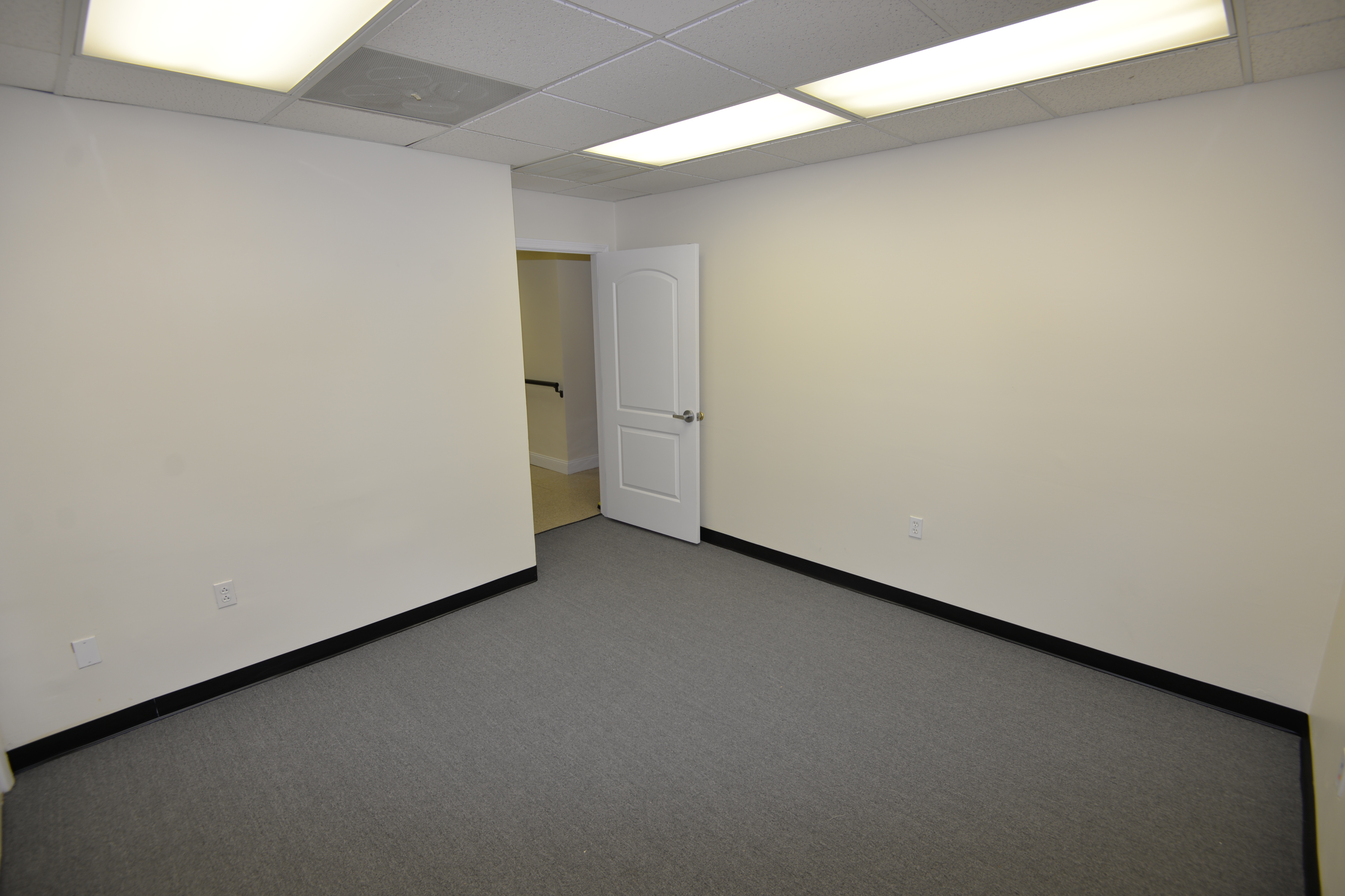 5511 Princess Anne Rd, Virginia Beach, VA 23462