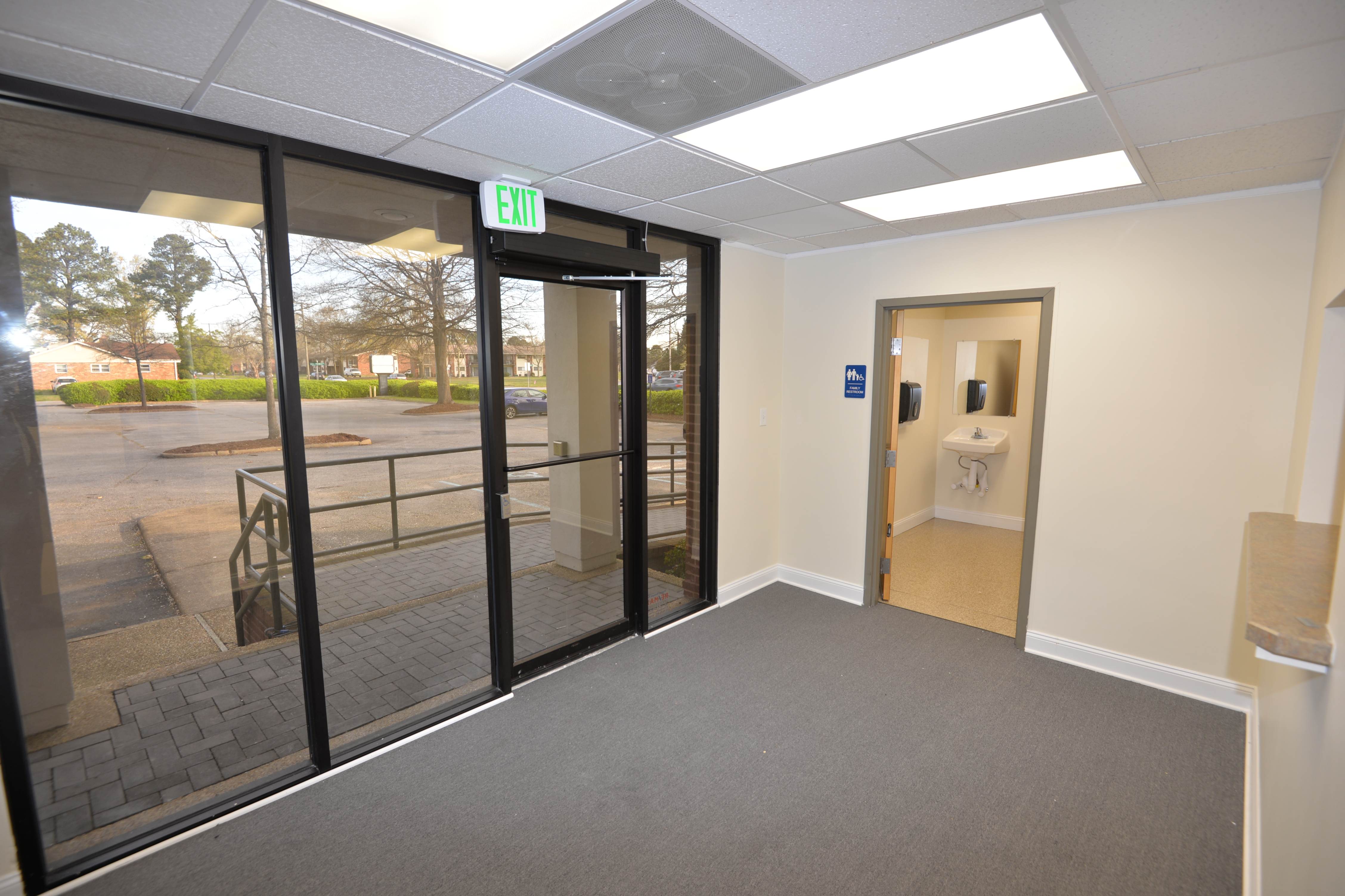 5511 Princess Anne Rd, Virginia Beach, VA 23462