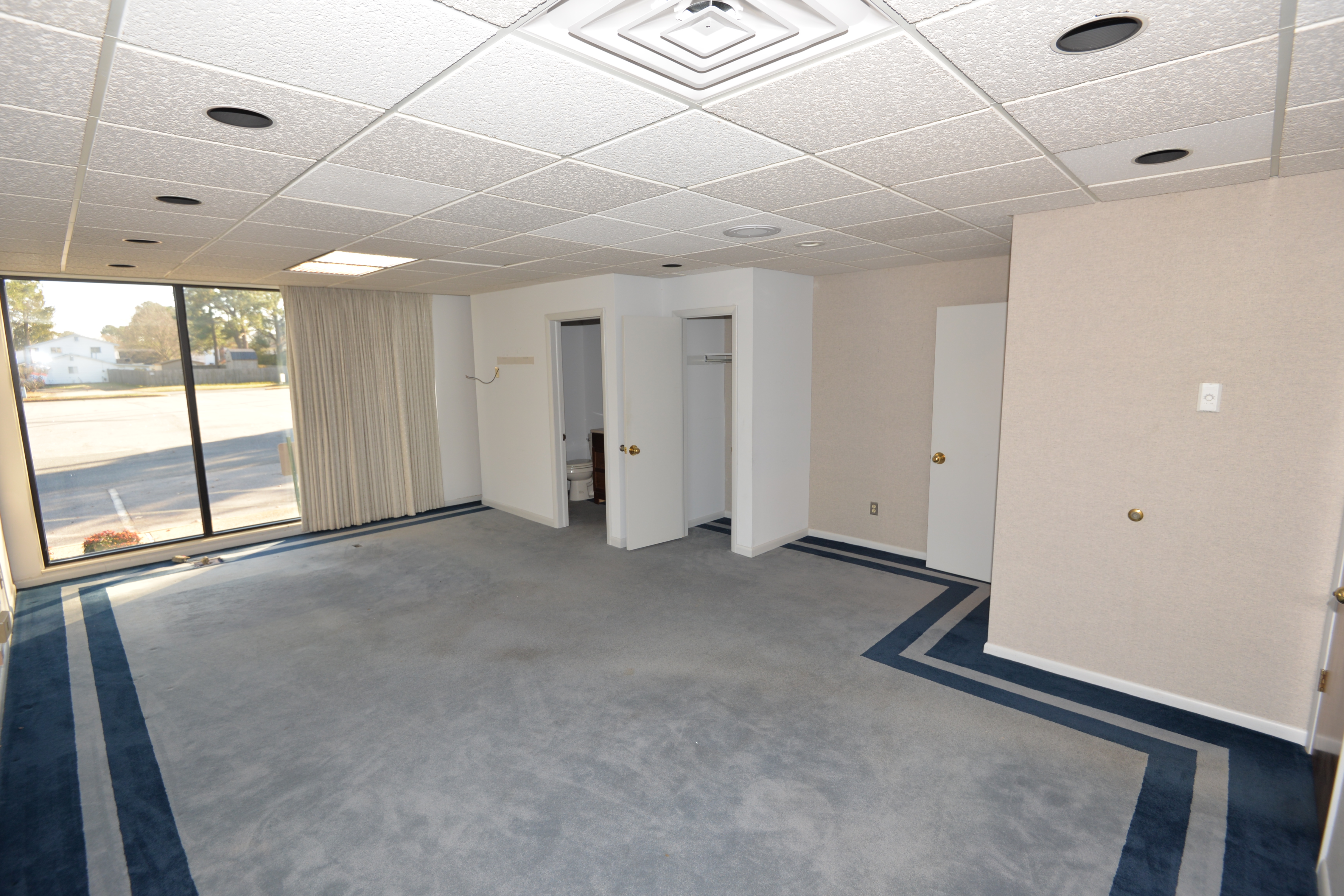 5511 Princess Anne Rd, Virginia Beach, VA 23462