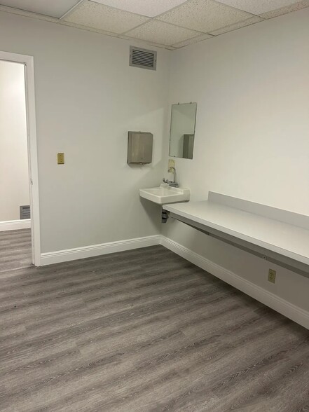 Hillmoor Professional Plaza C-106, 1801 Southeast Hillmoor Drive, Port St. Lucie, FL 34952