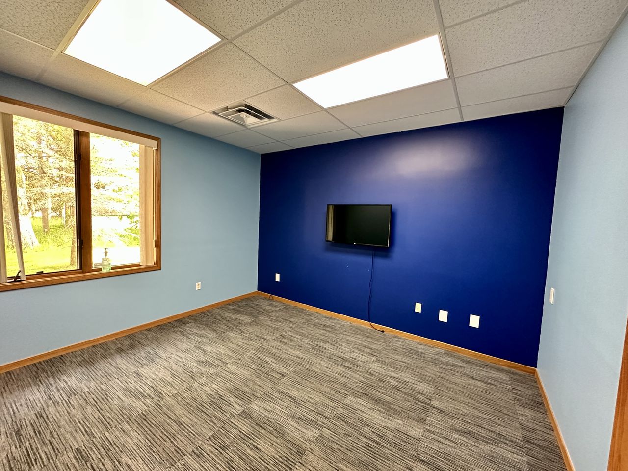 612 E Lake Lansing, East Lansing, MI 48823