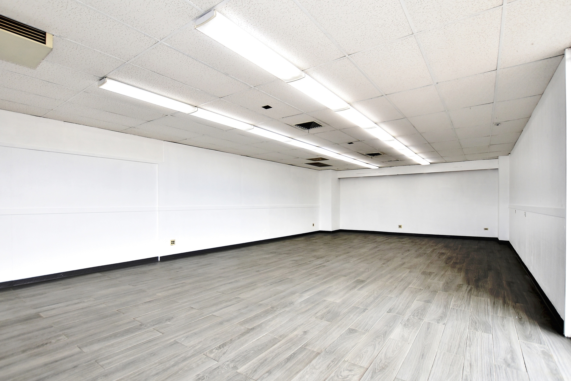 Retail / Office 8th Avenue, 2435 8th Avenue, Unit A, Greeley, CO 80631