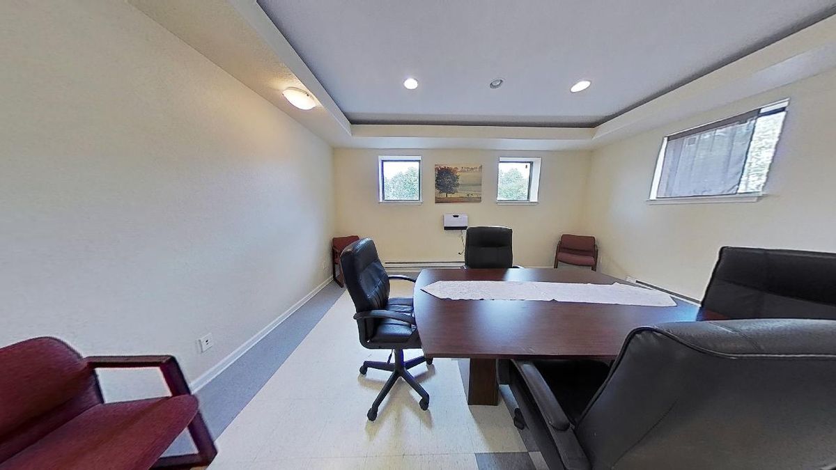 Executive Office South Lansing, 835 Louisa St., Lansing, MI 48911