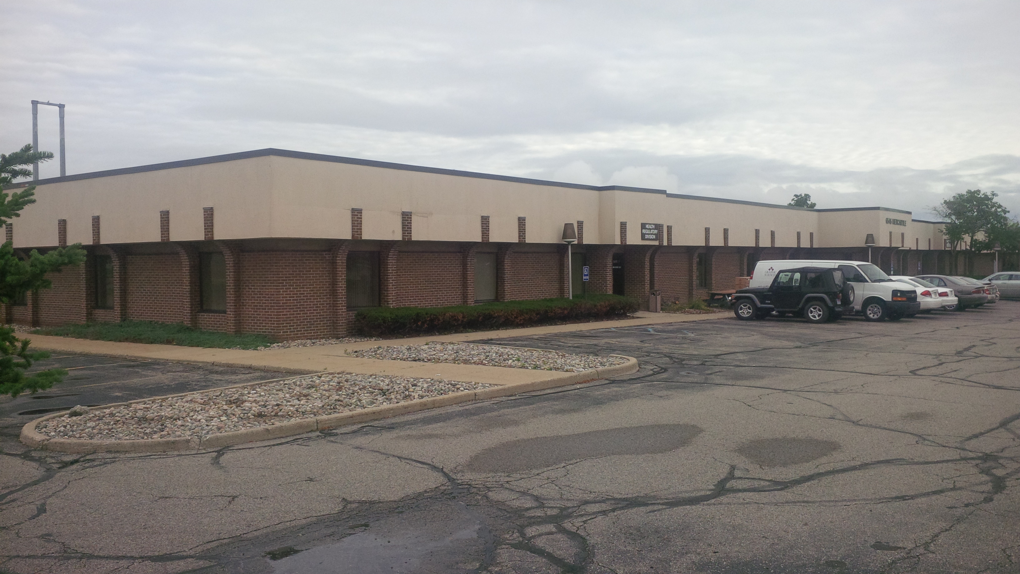 Holiday Office Park, 6546 Mercantile, Lansing, MI 48911