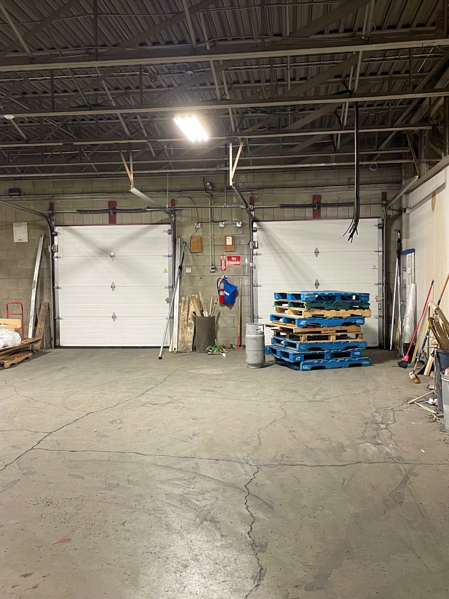 Warehouse & Distribution Space, 14507 112 Street Northwest, Edmonton, AB T5E 5A5, Canada