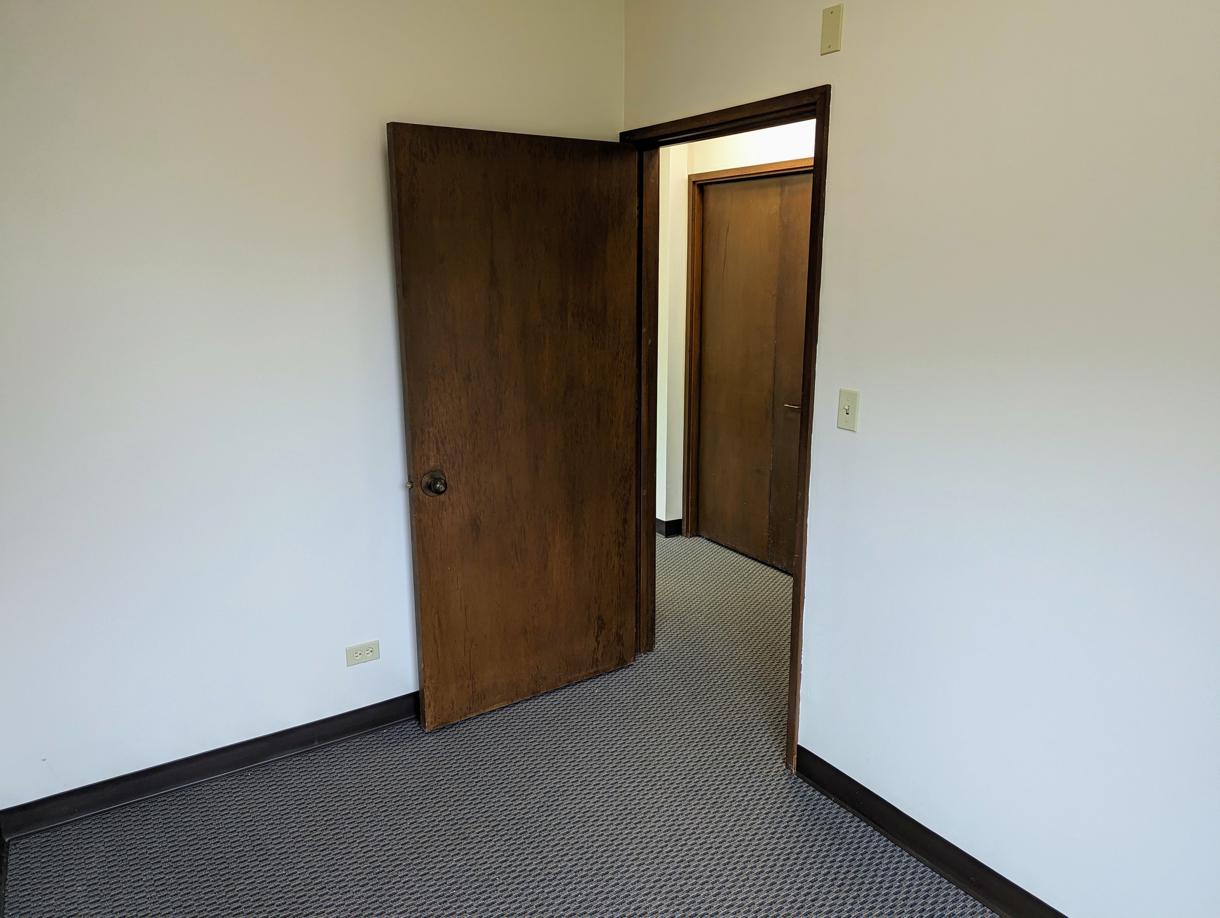 Emerald Building, 4381 Kukui Grove St, Lihue, HI 96766
