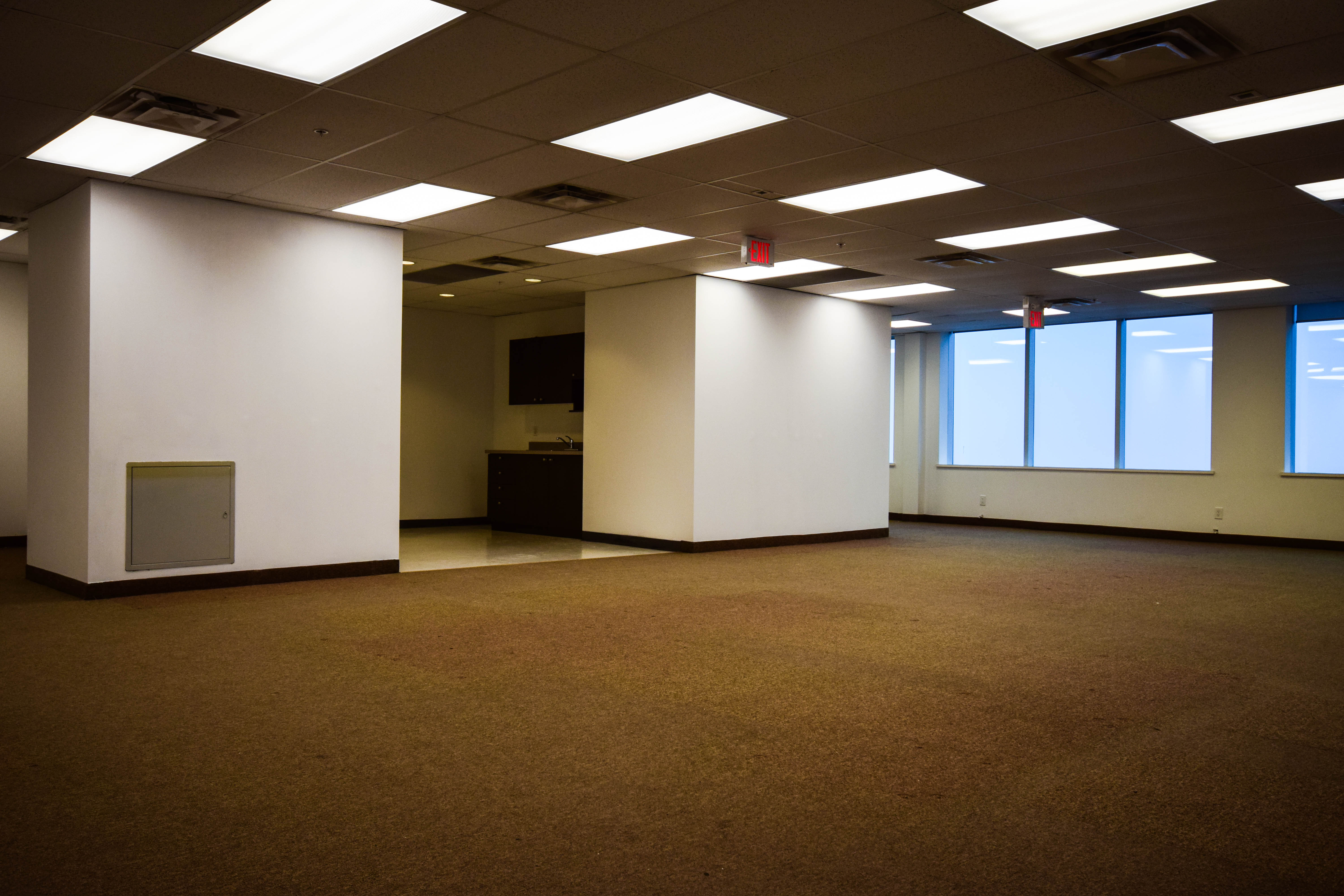 685 Sheppard Avenue East, 685 Sheppard Avenue East, Toronto, ON M2K 2P8, Canada