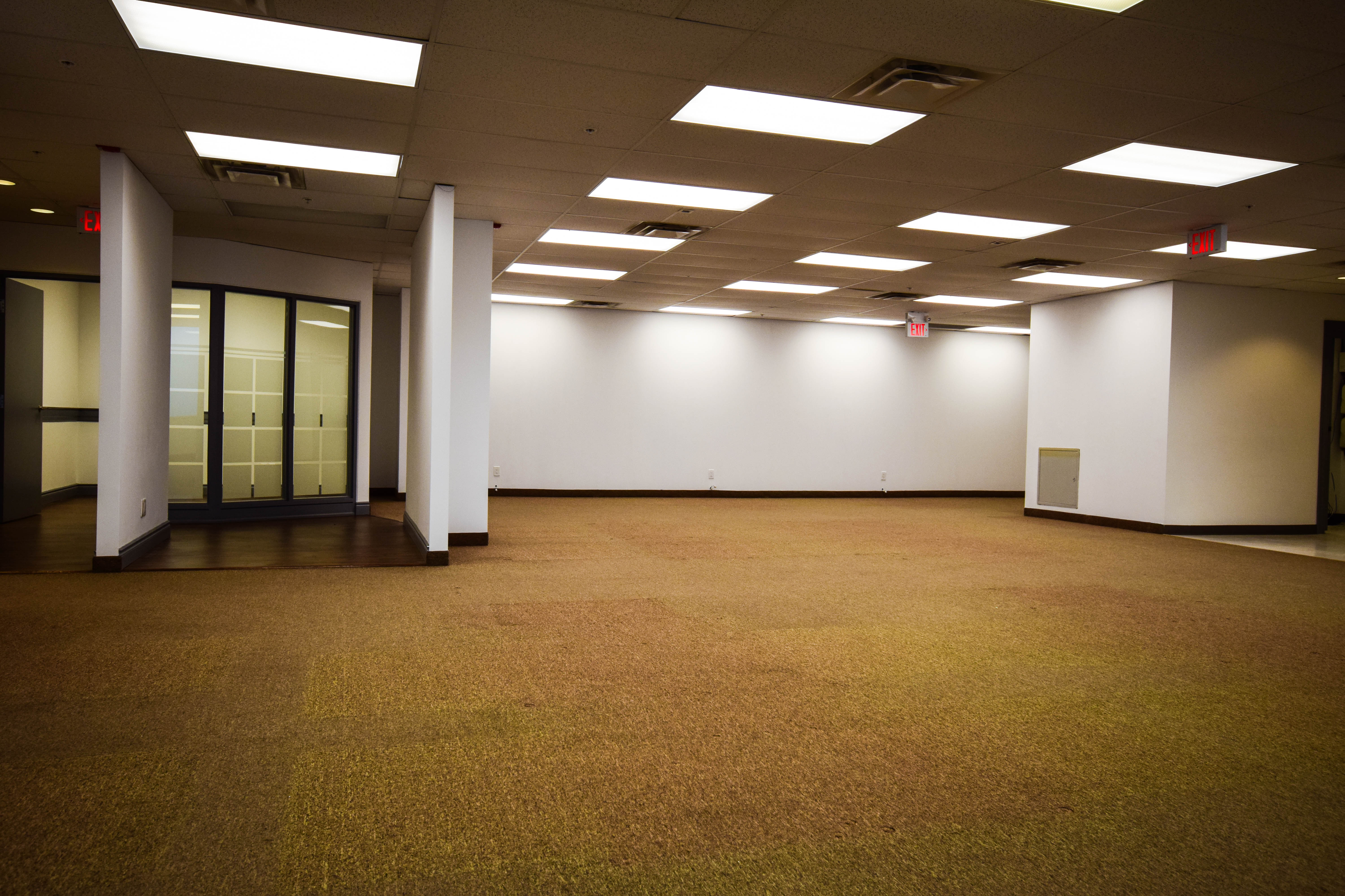 685 Sheppard Avenue East, 685 Sheppard Avenue East, Toronto, ON M2K 2P8, Canada