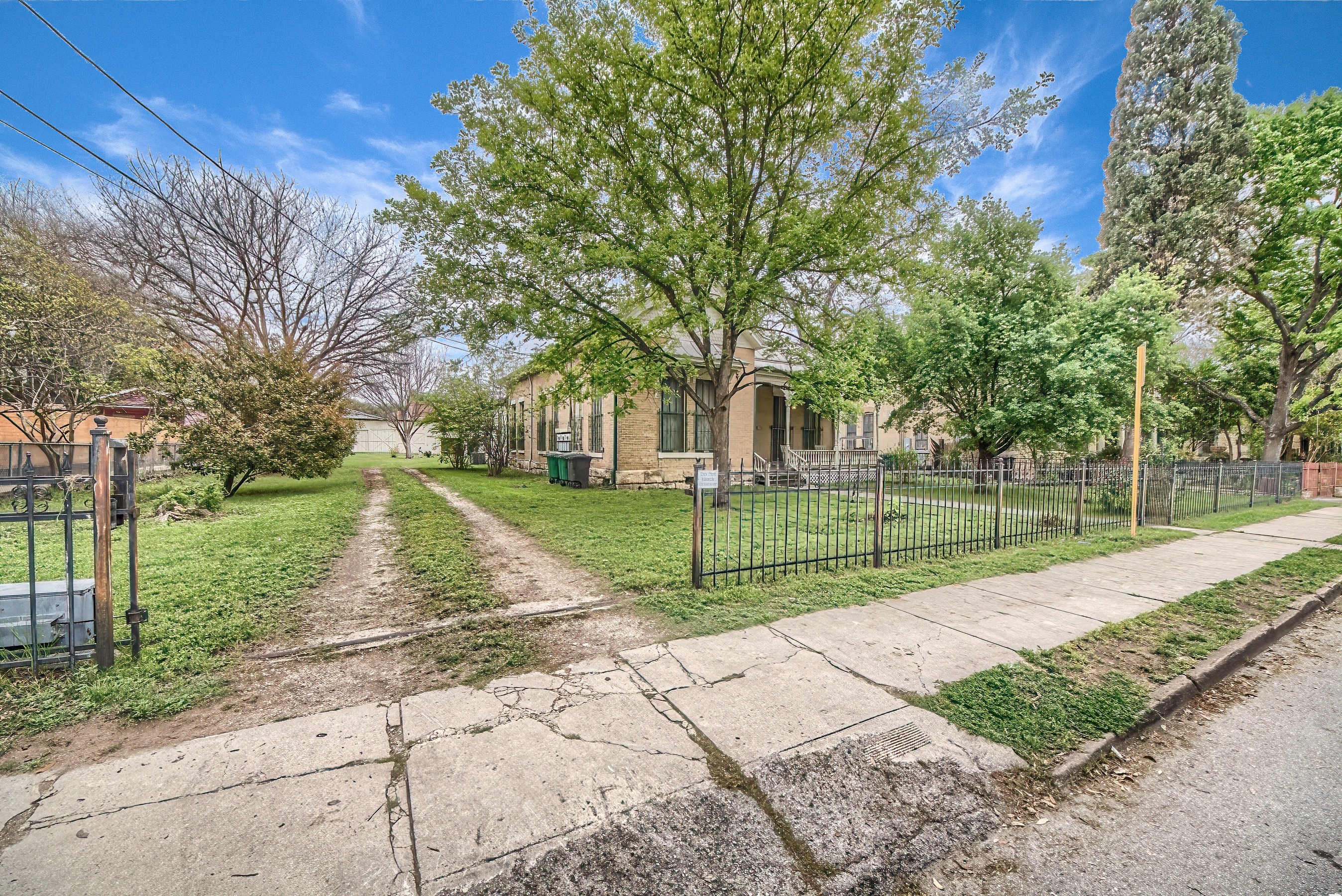 128 Cedar St - King William, 128 Cedar Street, San Antonio, TX 78210