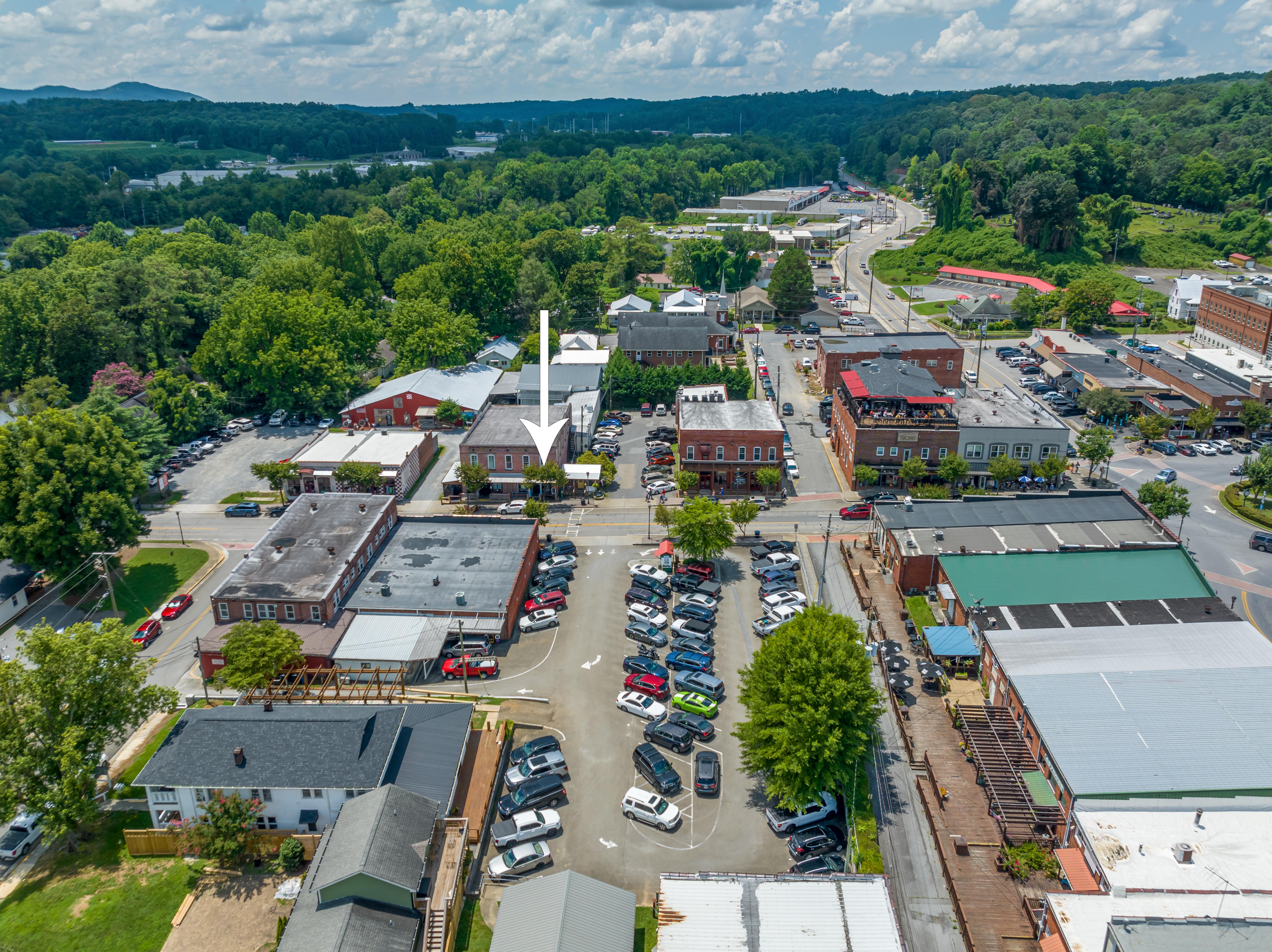 Ellijay's Little Italian, 40 River Street, Ellijay, GA 30540