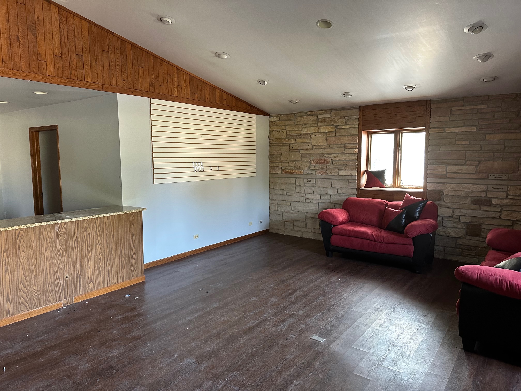 3125 Glenwood Lansing Rd , Lansing, IL 60438, 3125 Glenwood Lansing Road, Lansing, IL 60438