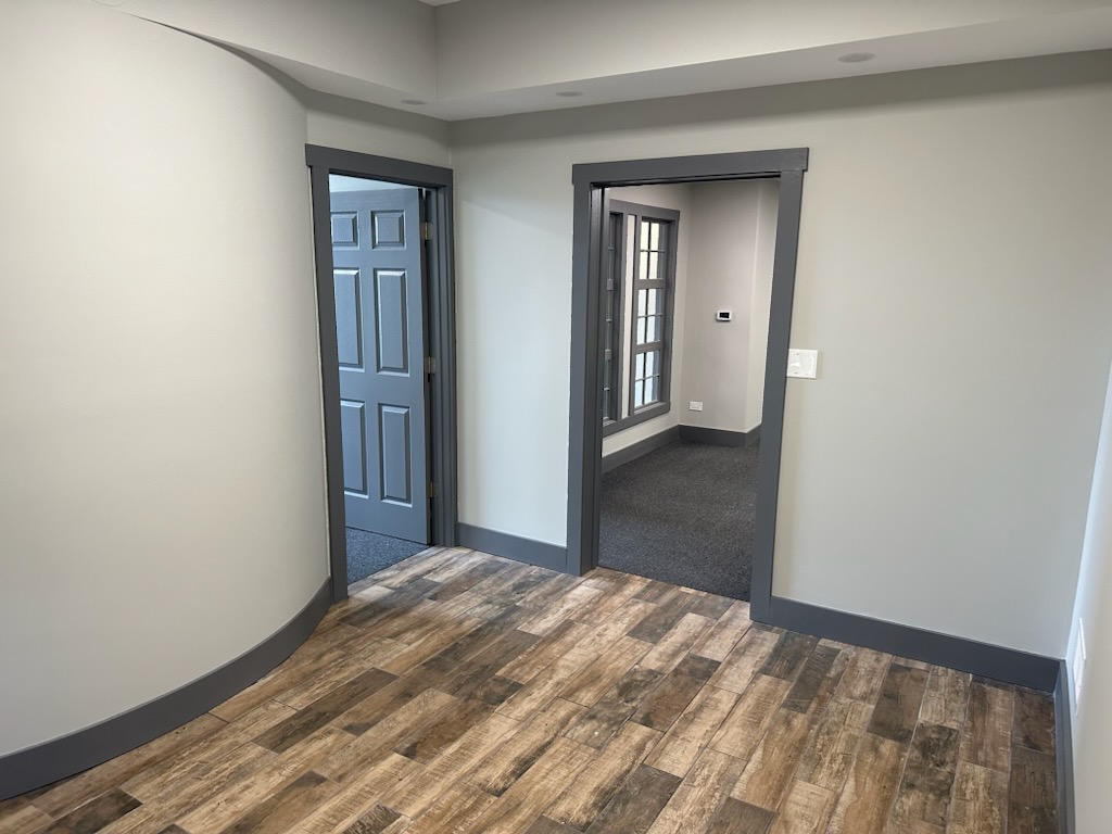 15790 New Avenue, Lemont, IL 60439