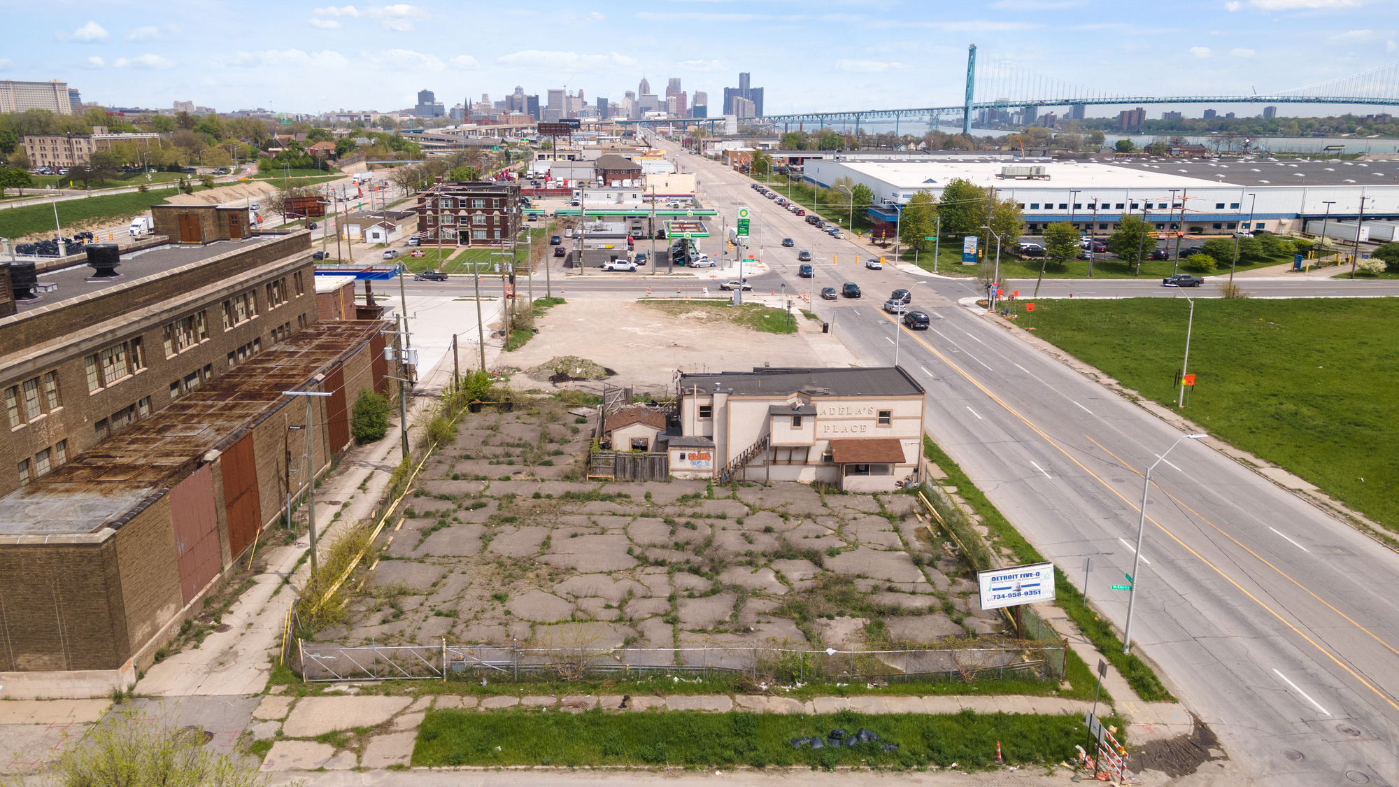 Price Reduced for Former Adela's Place!, West Fort Street, Detroit, MI