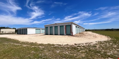 1986 FM 3240 Bandera, TX