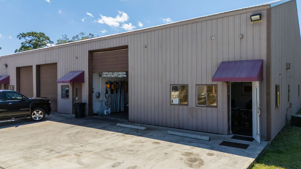 Niemeyer Industrial Condo, 1556 Southeast South Niemeyer Circle, Port St. Lucie, FL 34952