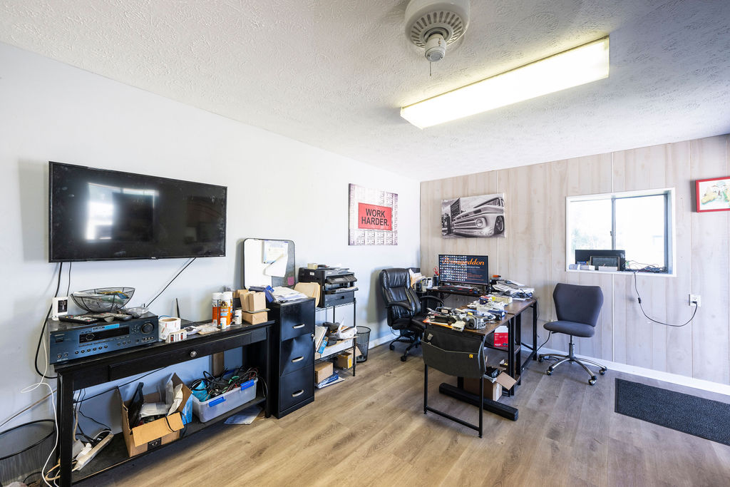 Niemeyer Industrial Condo, 1556 Southeast South Niemeyer Circle, Port St. Lucie, FL 34952