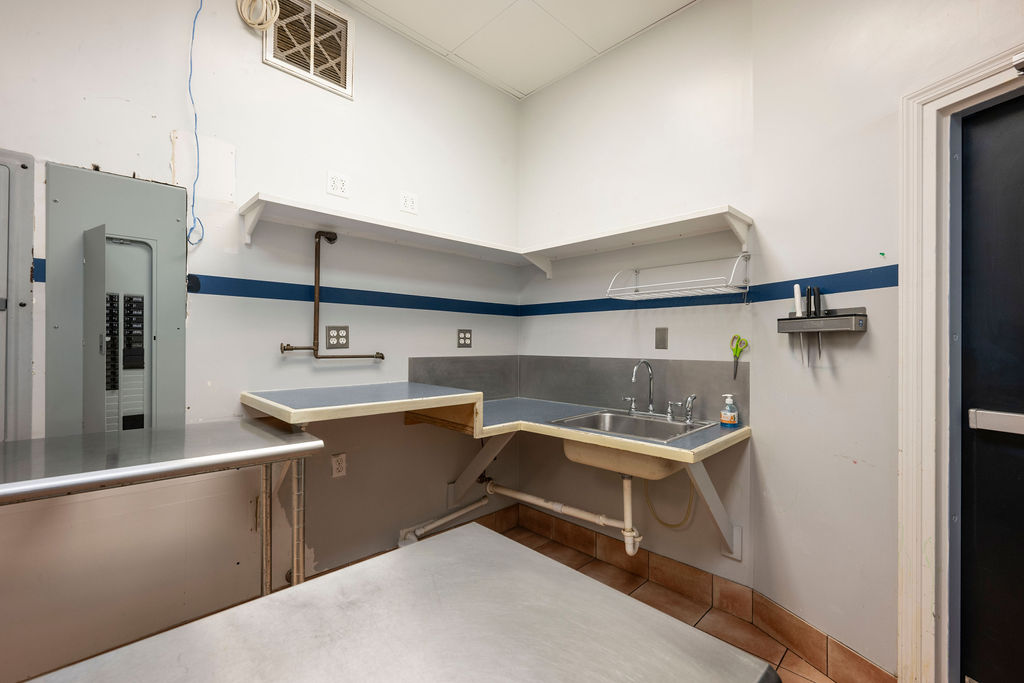 Ghost Kitchen, 7995 Southwest Jack James Drive, Stuart, FL 34997