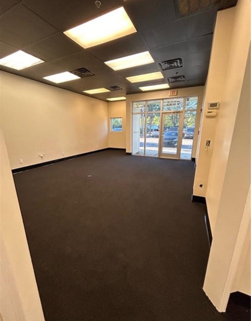 Show Stopping Showroom (no warehouse), 7995 Southwest Jack James Drive, Stuart, FL 34997