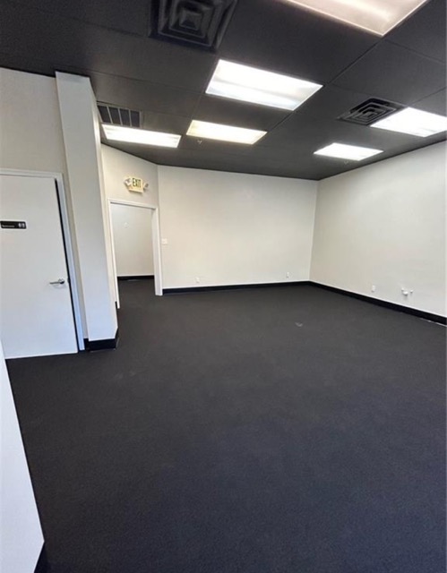 Show Stopping Showroom (no warehouse), 7995 Southwest Jack James Drive, Stuart, FL 34997