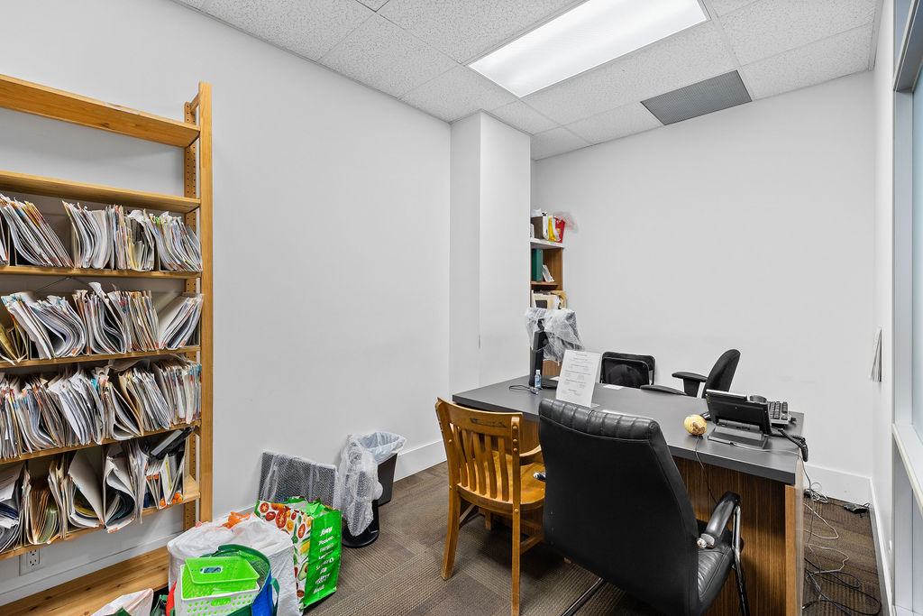 690 Queen Street East, Old Toronto, ON M4M 1G9, Canada
