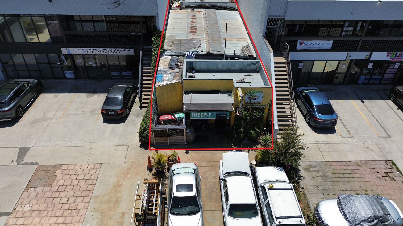 10748 Burbank Blvd, North Hollywood, CA 91601
